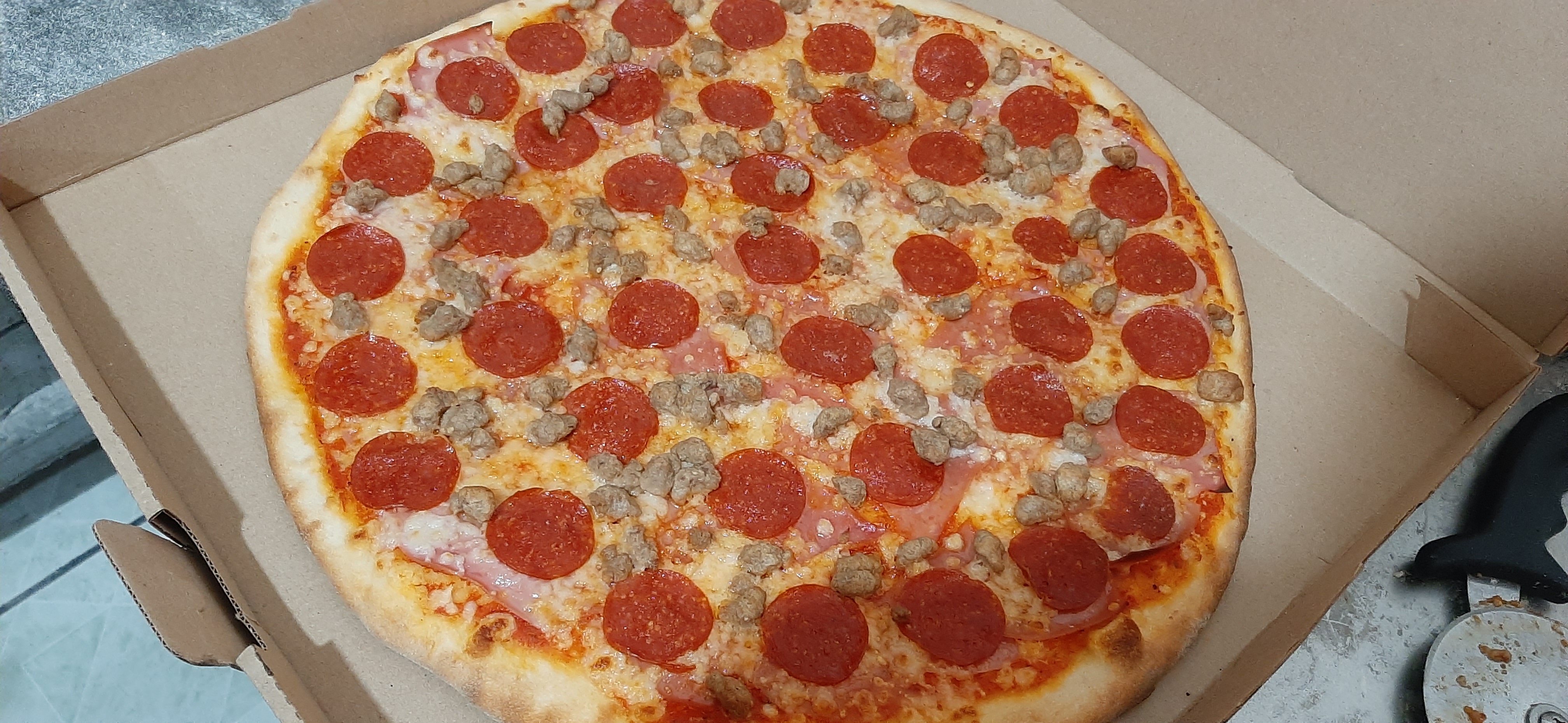 Pizzería María Cheese image 1