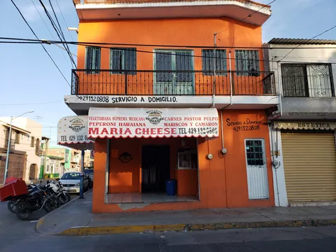Pizzería María Cheese image 2