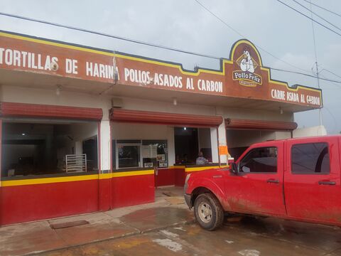 Pollo Feliz image 3