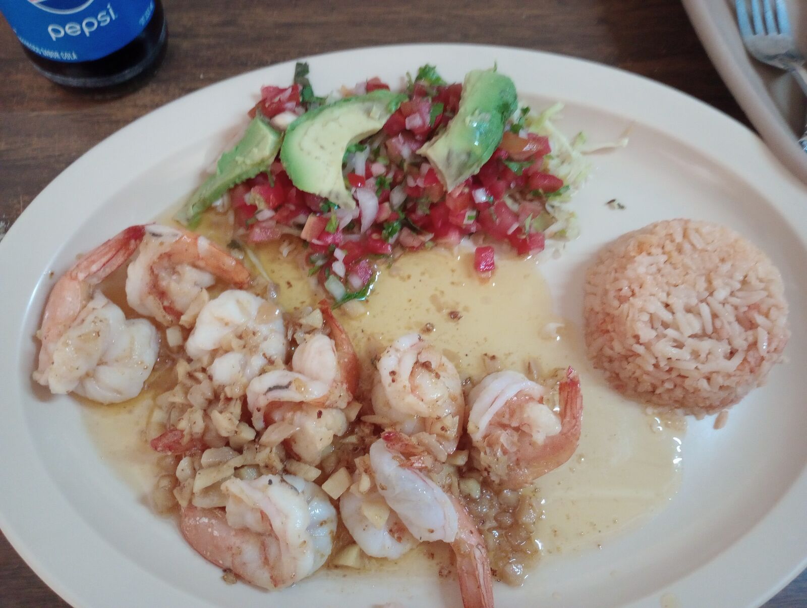 El Barco Pescados y Mariscos image 9