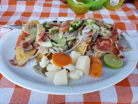 Tostadas y botanas el Vampiro image 3