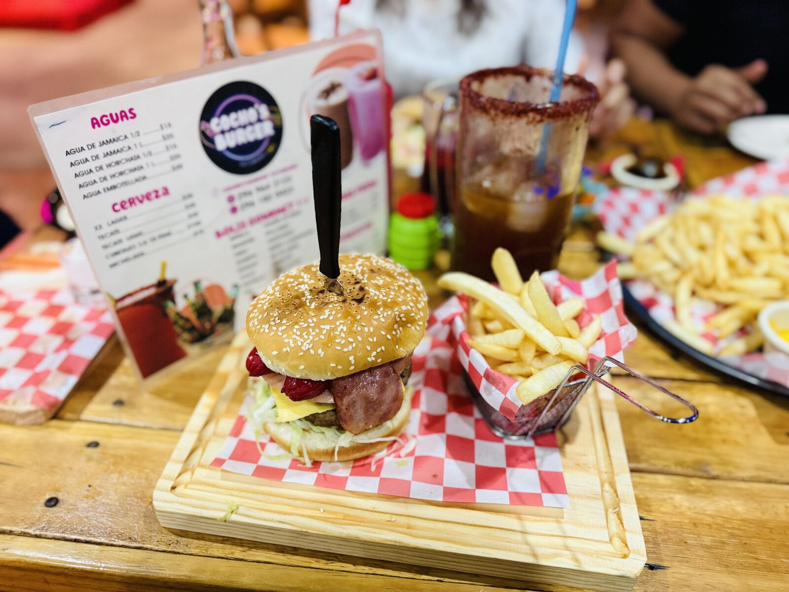 Cocho's Burger La cabaña image 6