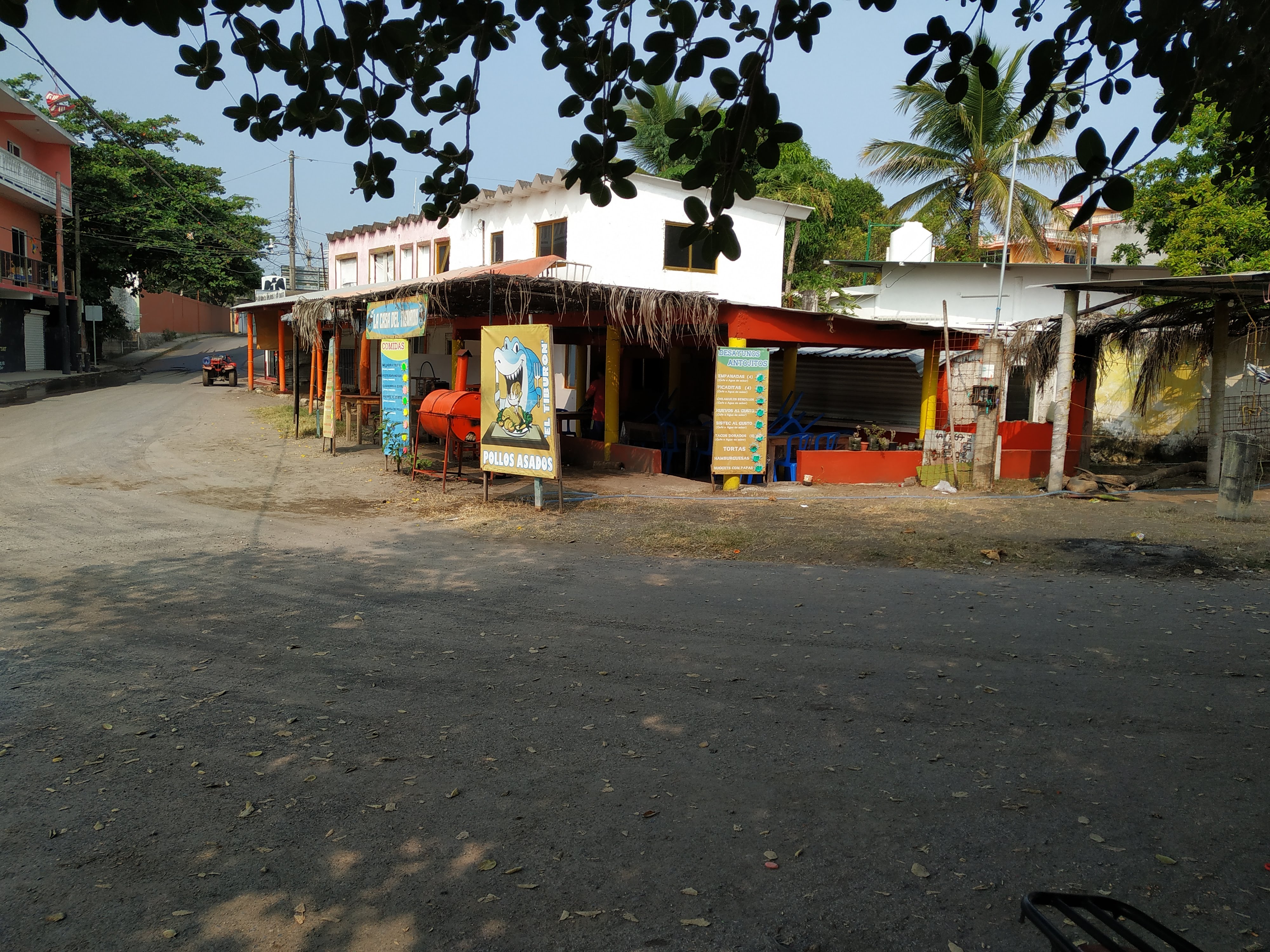 La Casa Del Tiburón. image 2