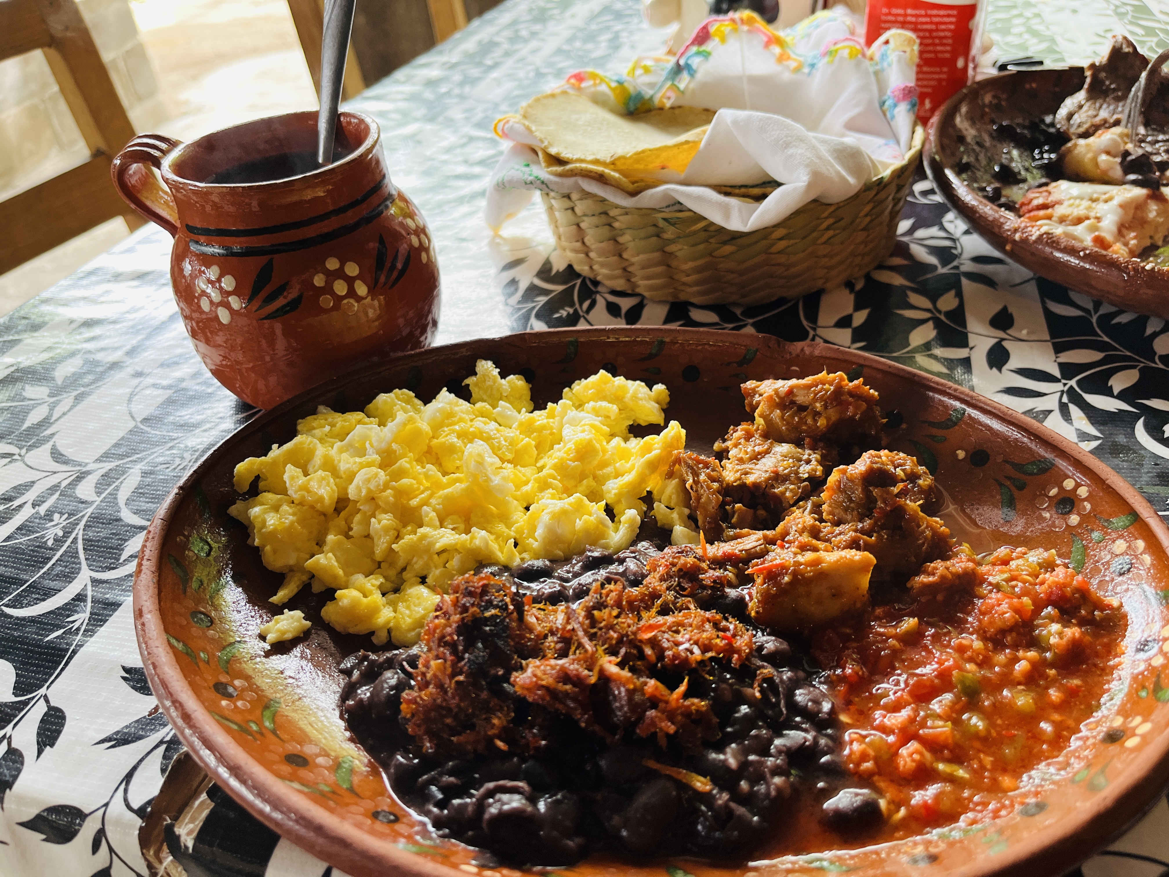 COMEDOR PIÑA image 2