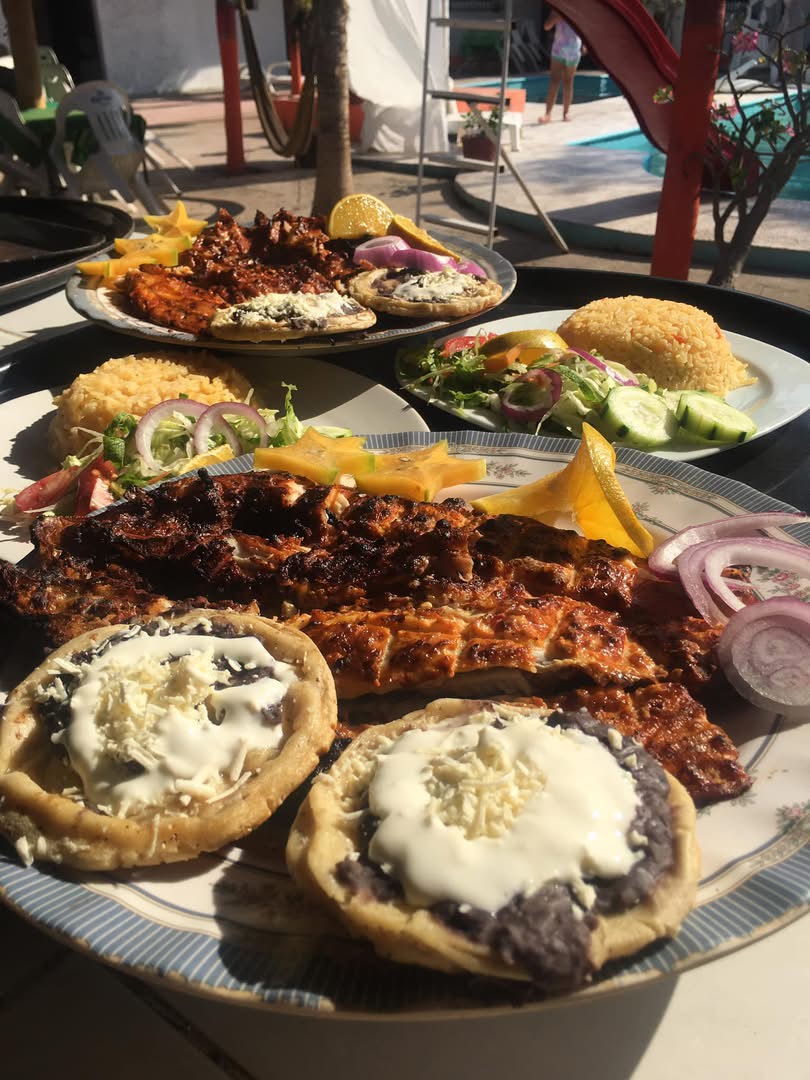 Acapulquito's Mexican Grill image 2