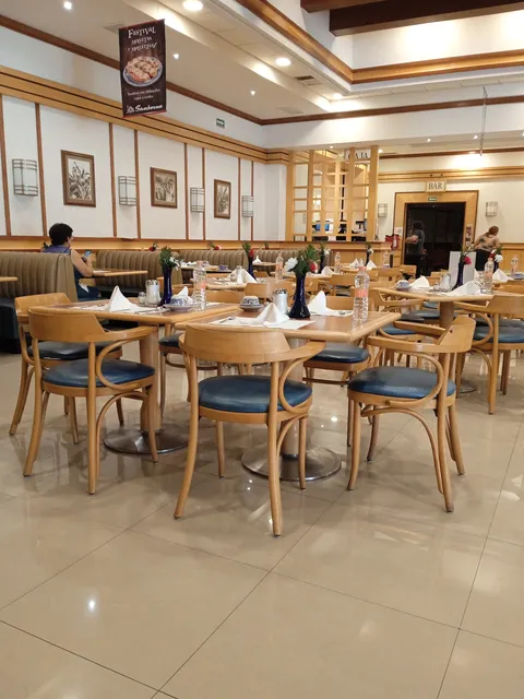 Sanborns Tuxtla image 4