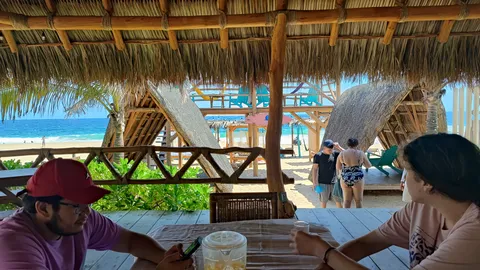 Restaurante y Club de playa Mar de Fondo image 6