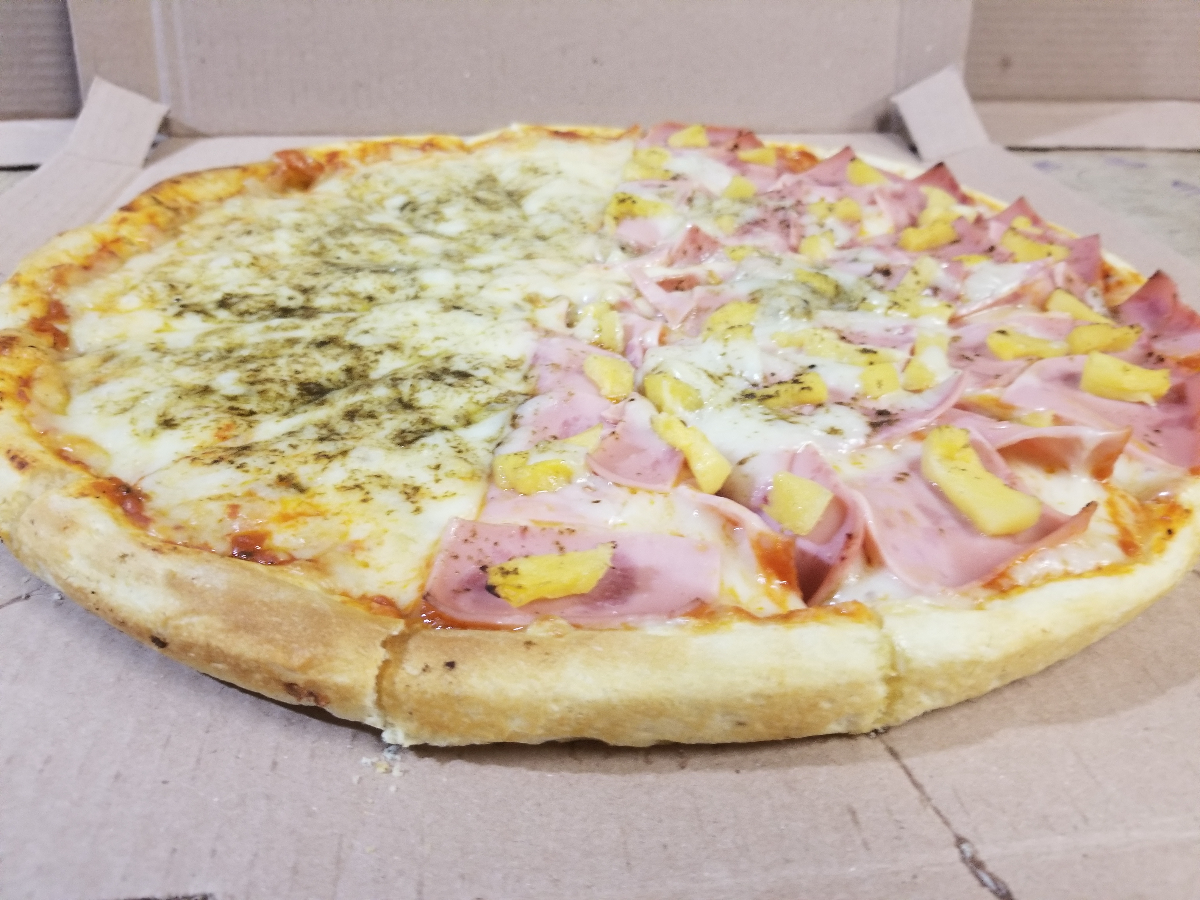 Rachel pizzas image 6