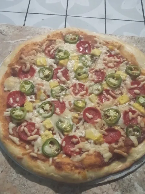 Pizzería el rayo image 2