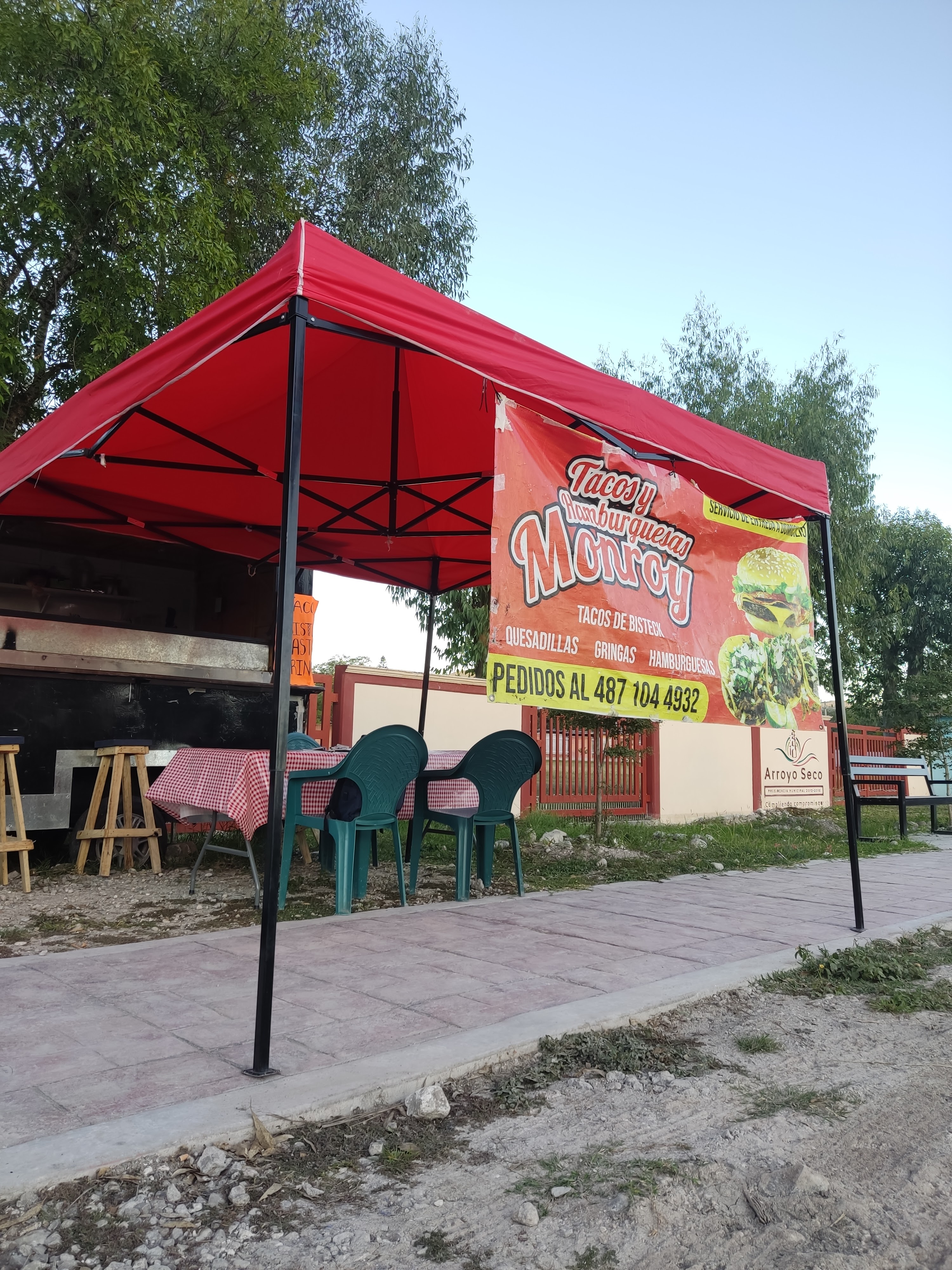 Tacos y Hamburguesas "Monroy" image 6