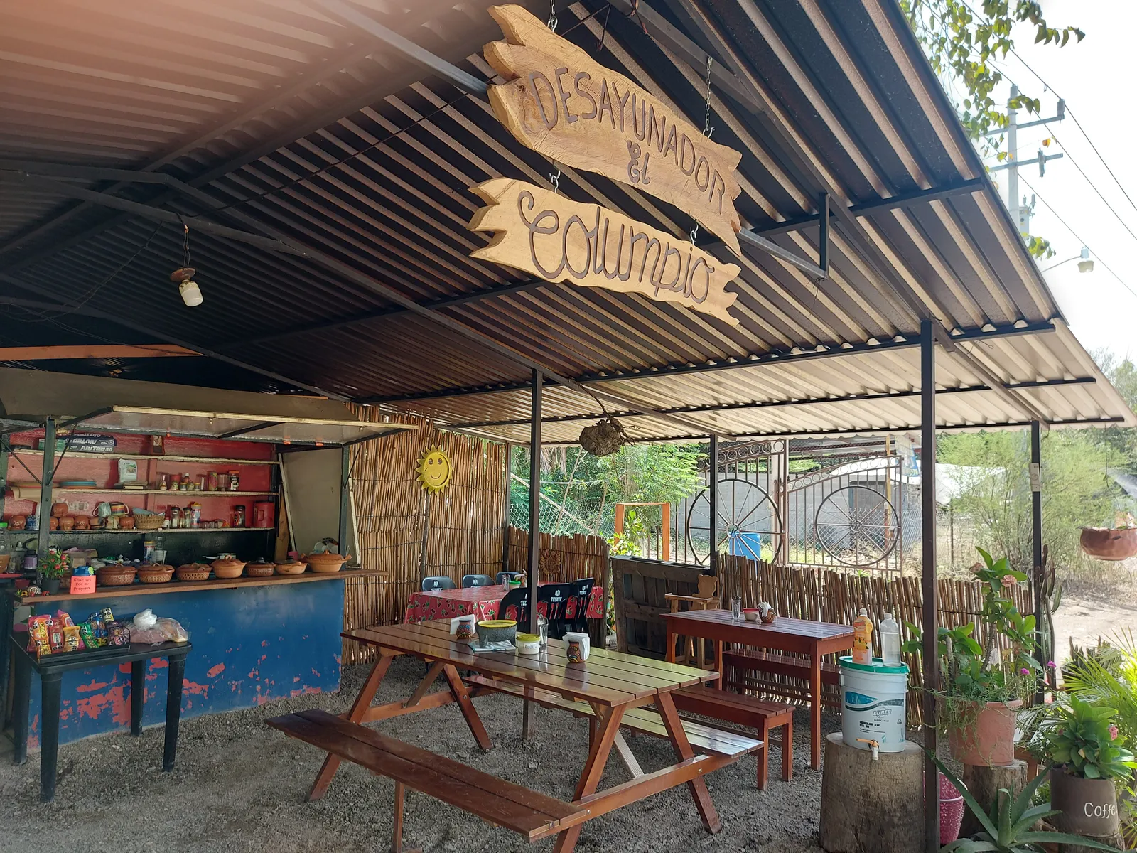 El Columpio image 2