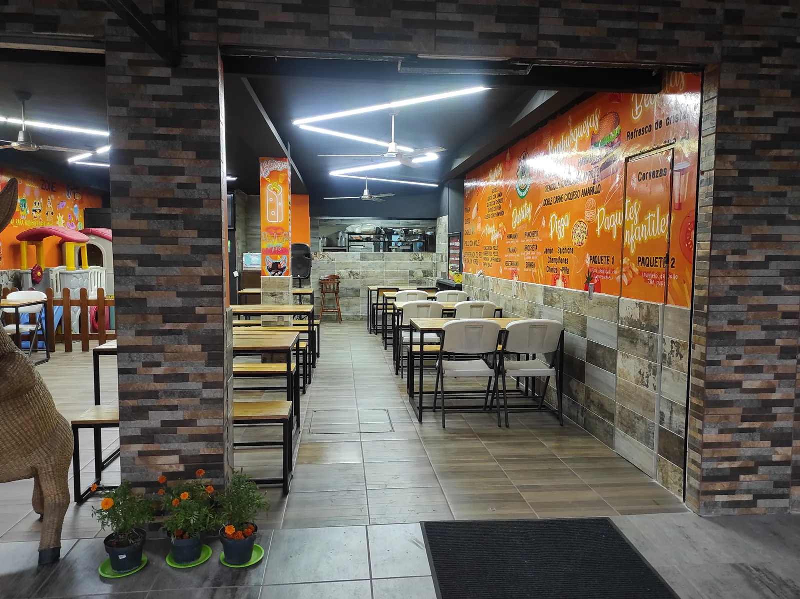 Lalos Burritos Norteños image 3