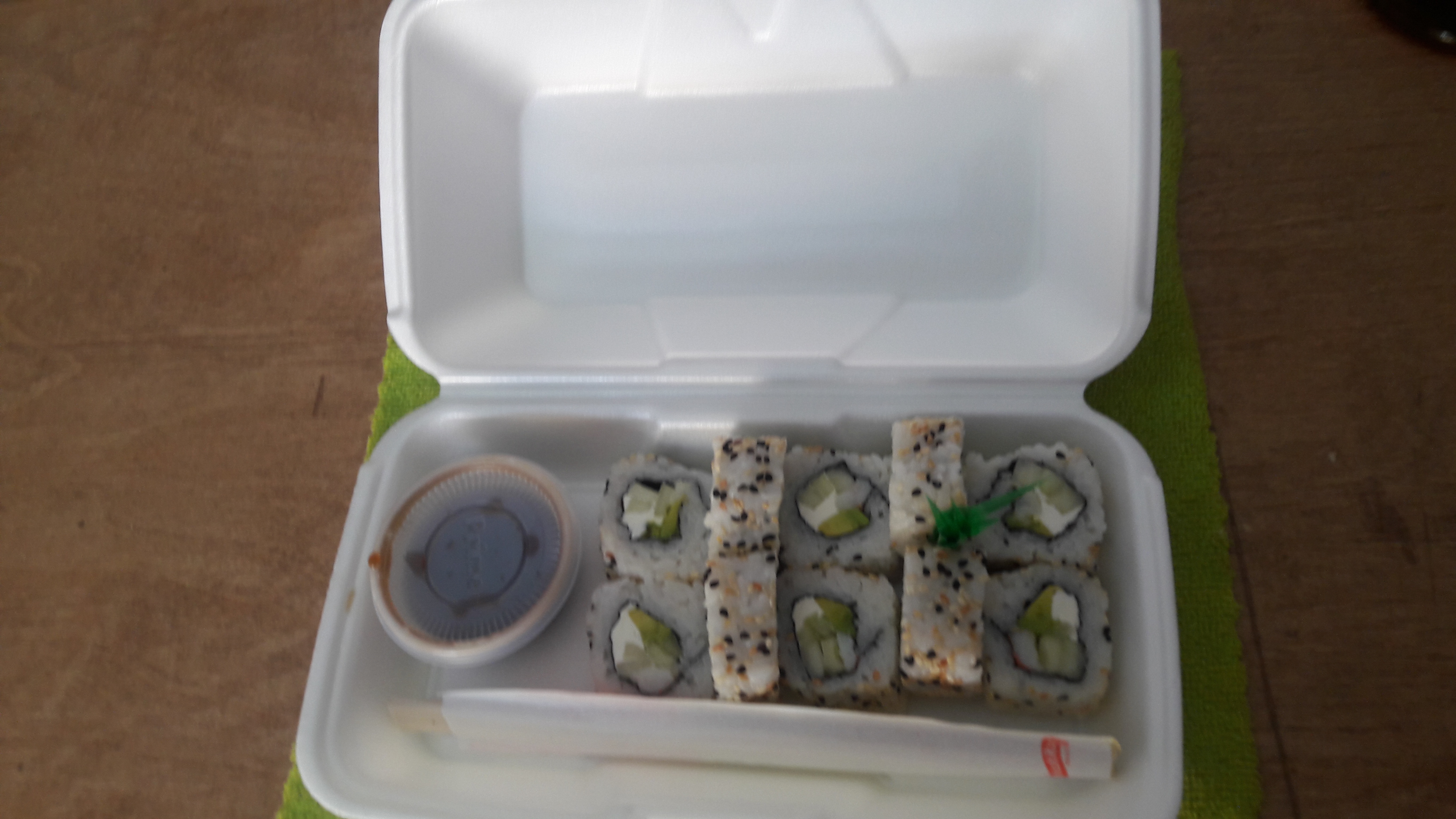 Yoshiroll'suhi&more image 3