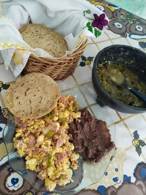 Cocina económica Las Gaviotas image 1