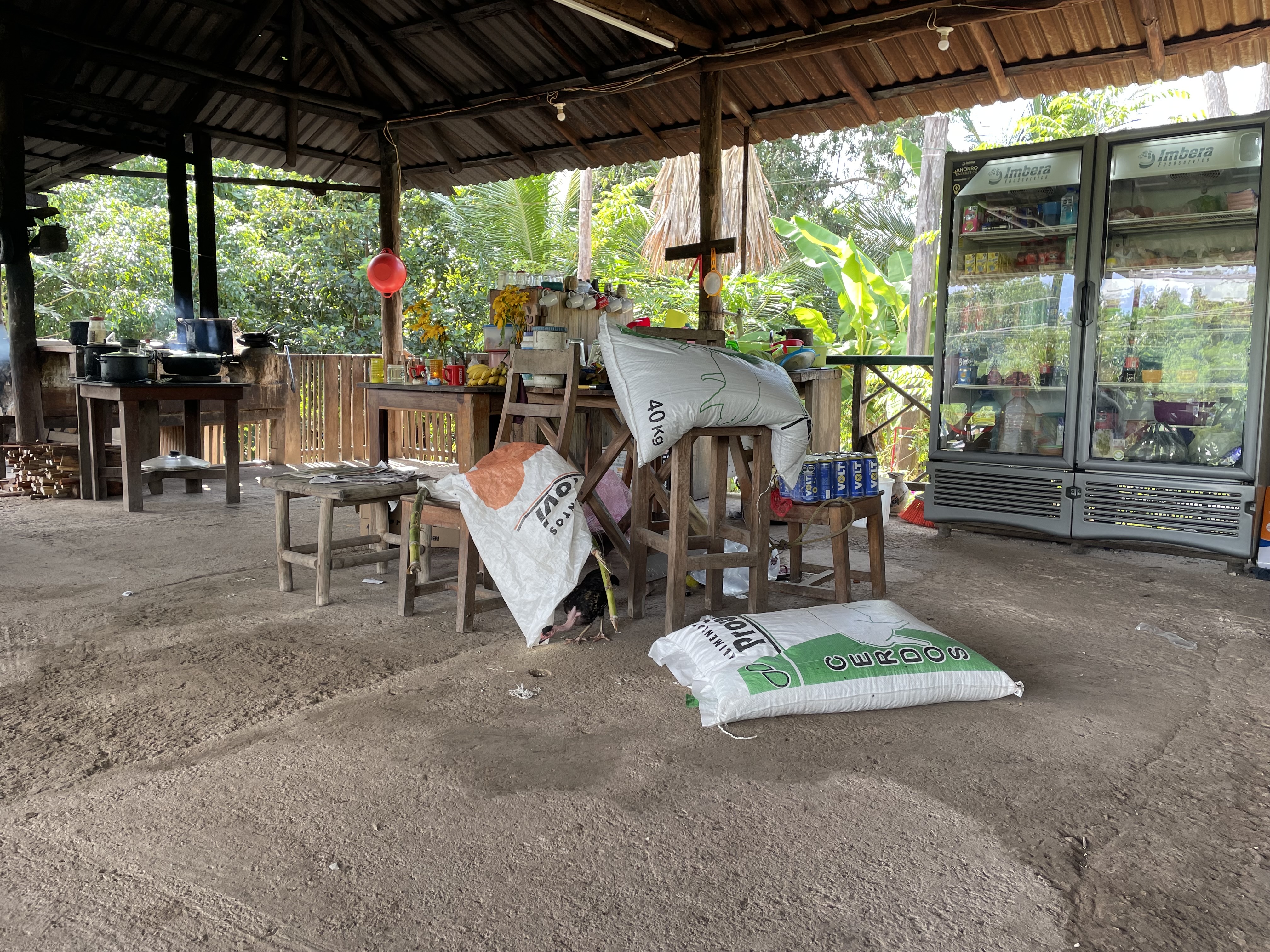 Restaurante Pollos a la leña - camping with free shower image 1
