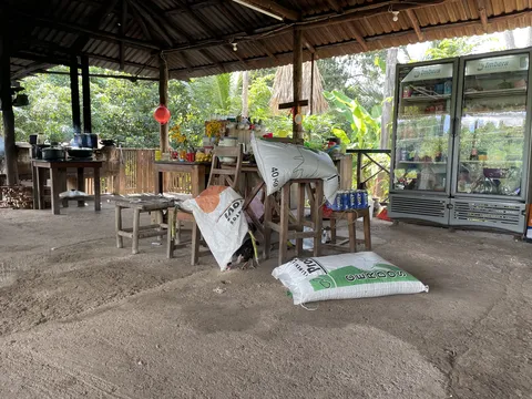 Restaurante Pollos a la leña - camping with free shower image 1