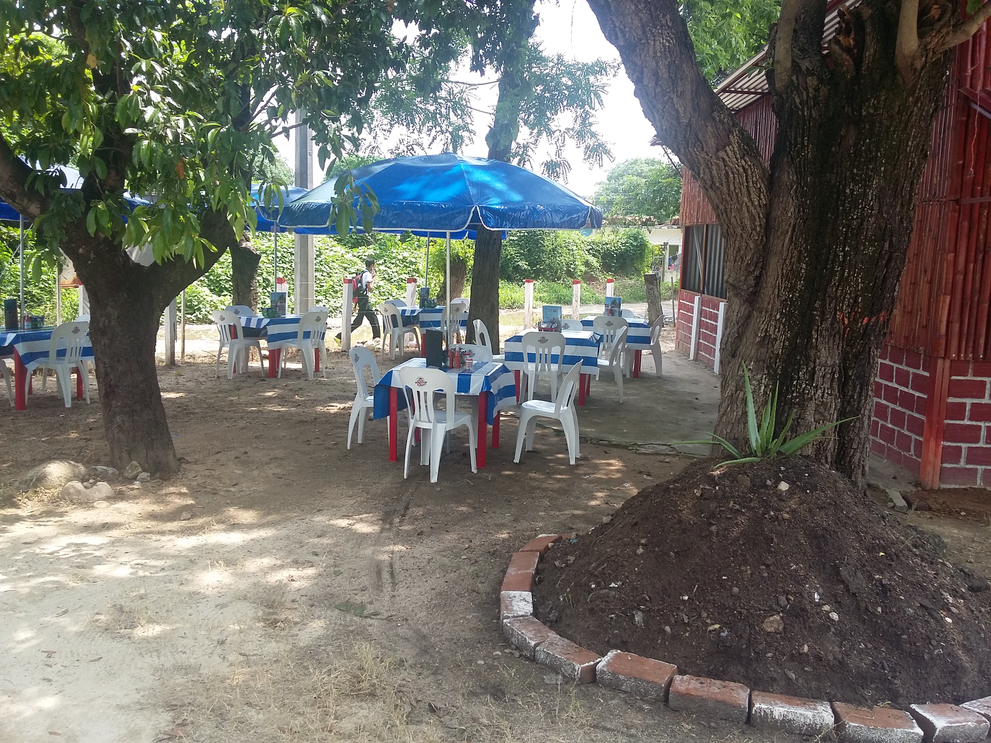 La Frontera, Marisqueria image 2