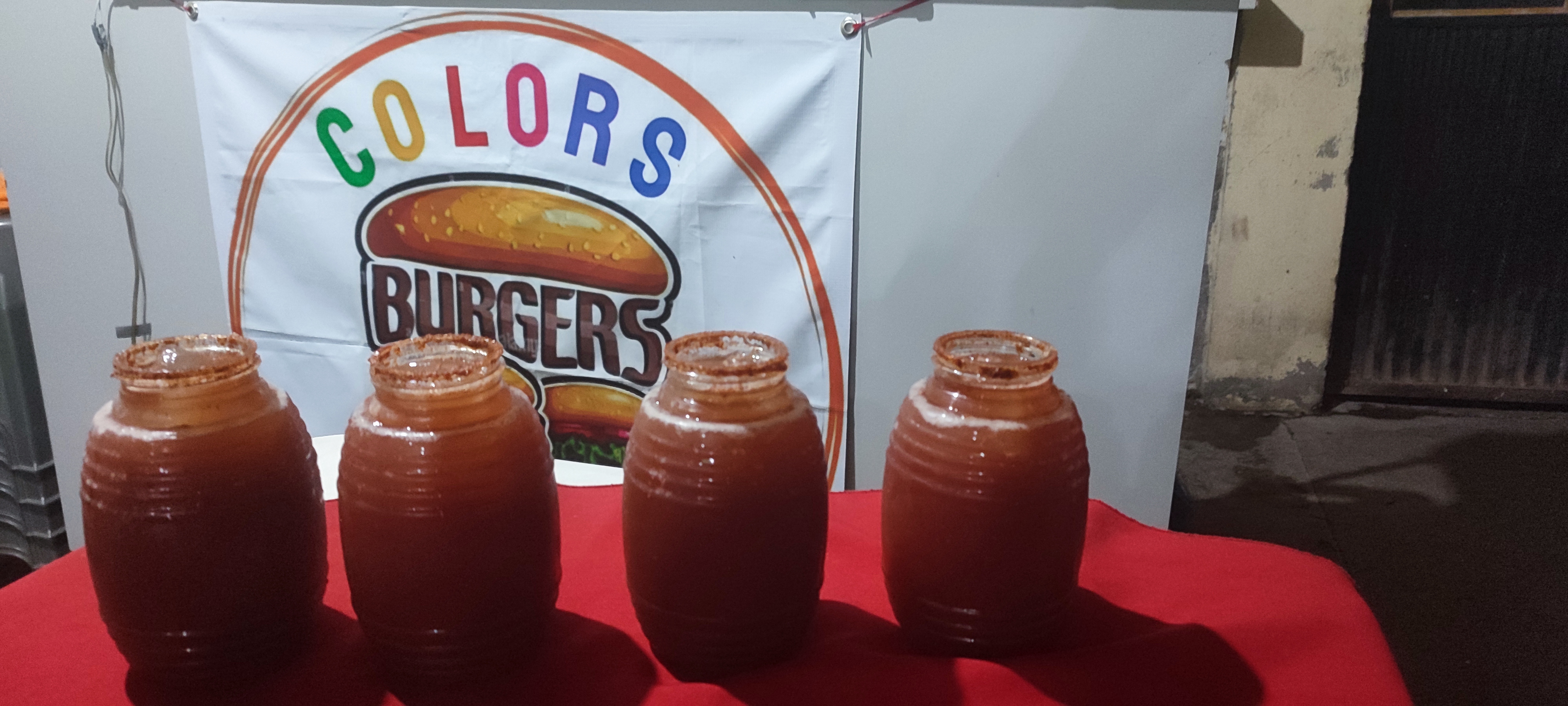 Colors Burgers y Alitas image 8