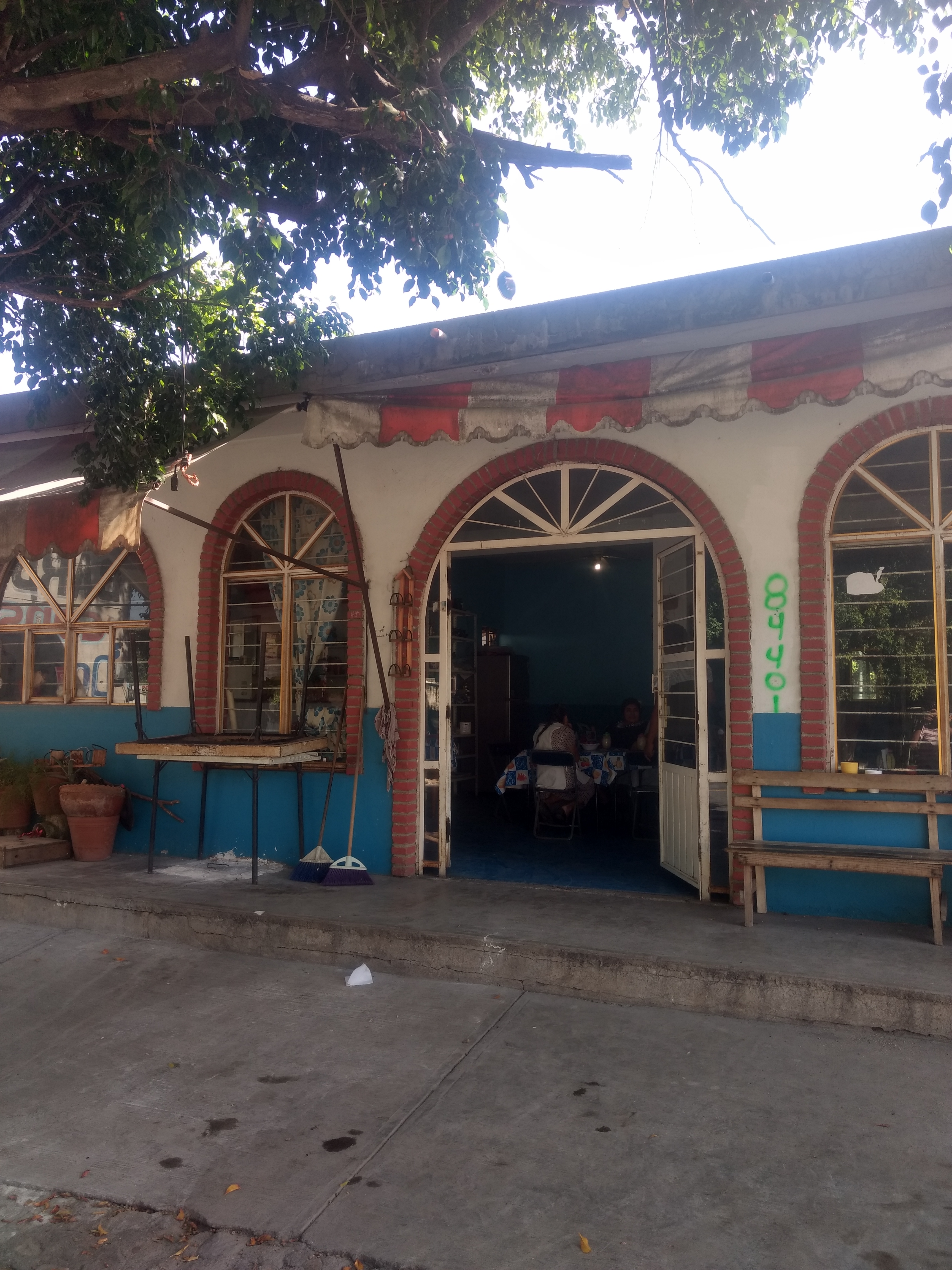 Barbacoa Y Consomé "Doña Chela" image 2