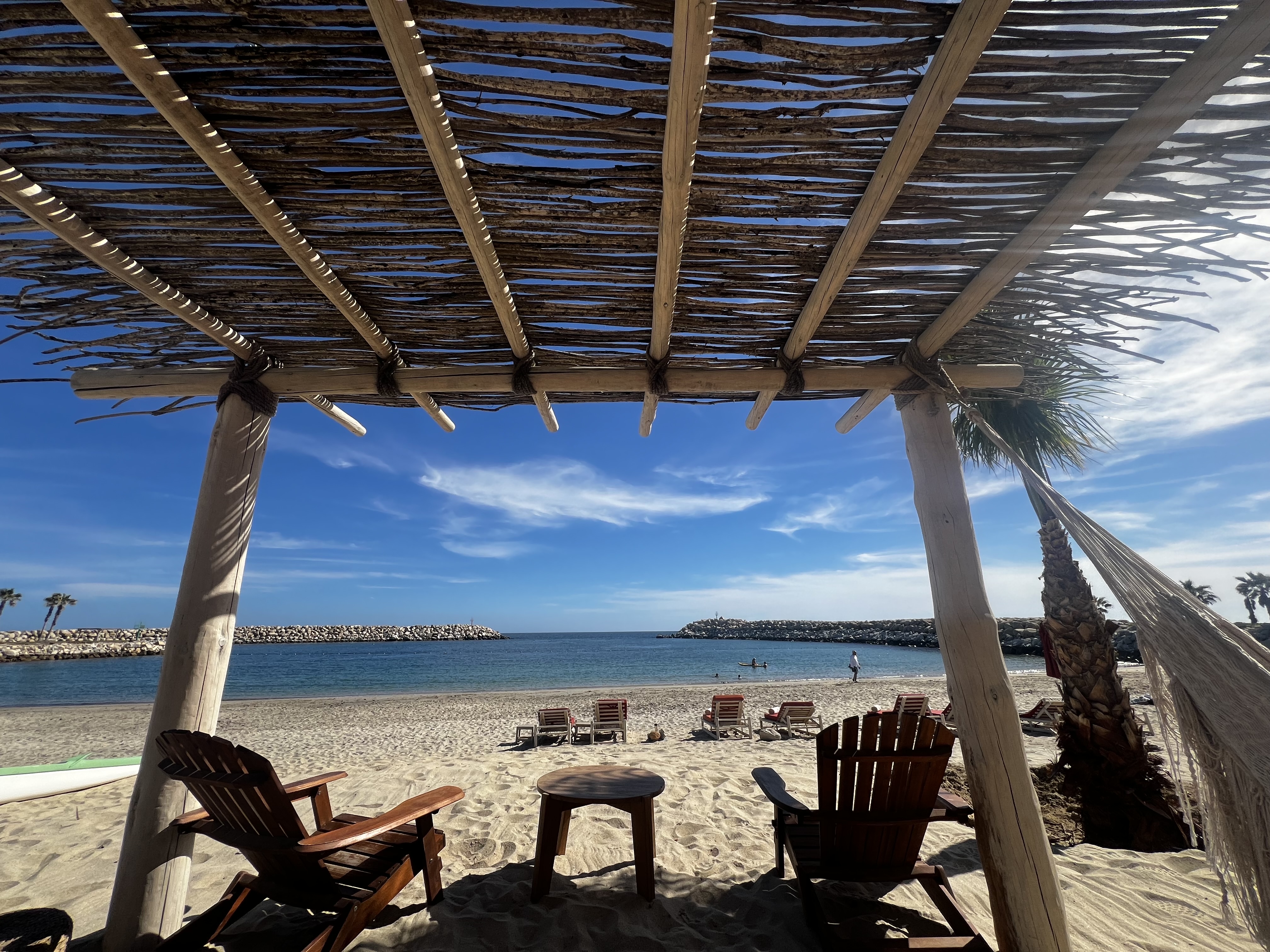 Veleros Beach Club image 3