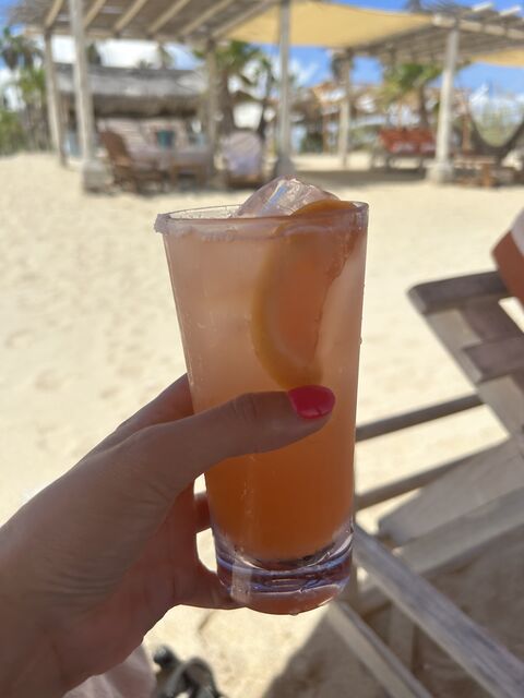 Veleros Beach Club image 5