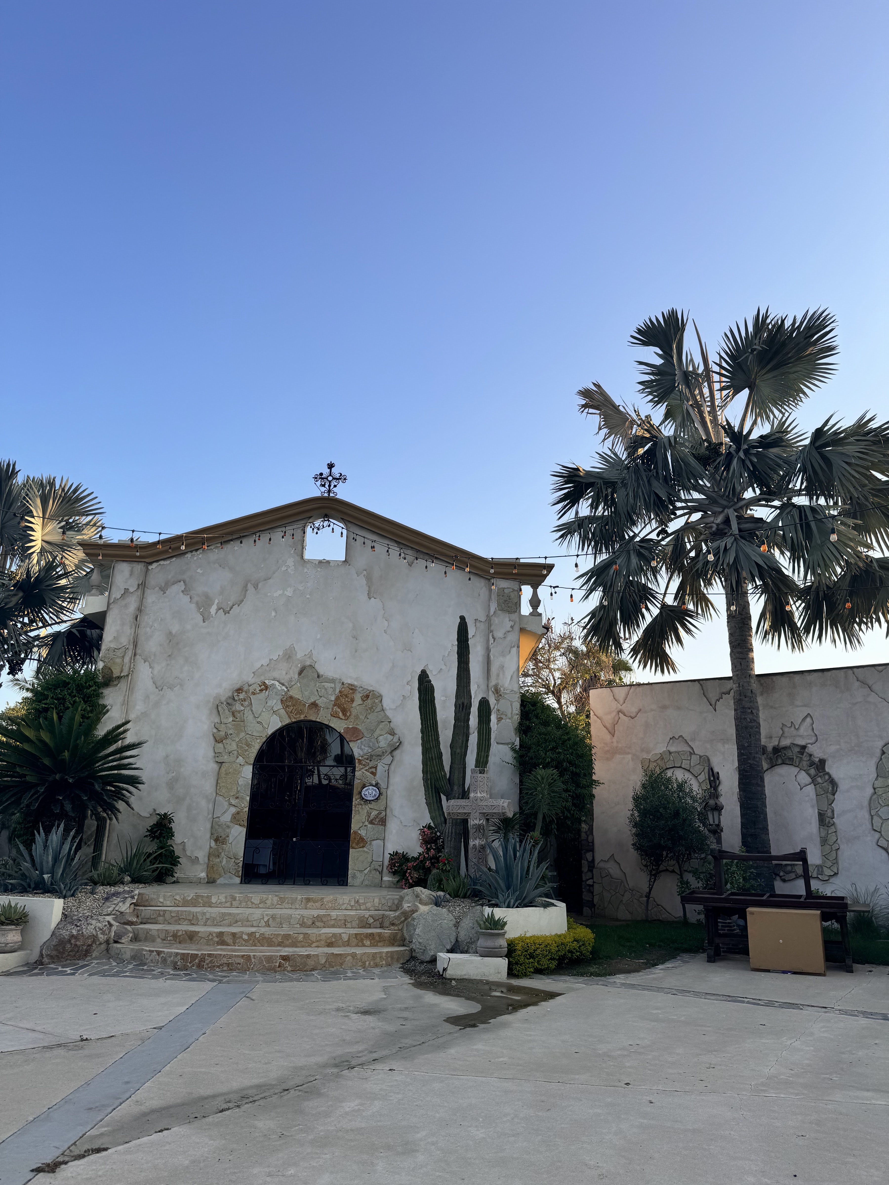 Habaneros Gastro Grill image 4