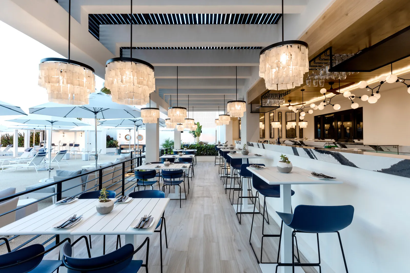 Vera-Neo Beachfront Dining image 1