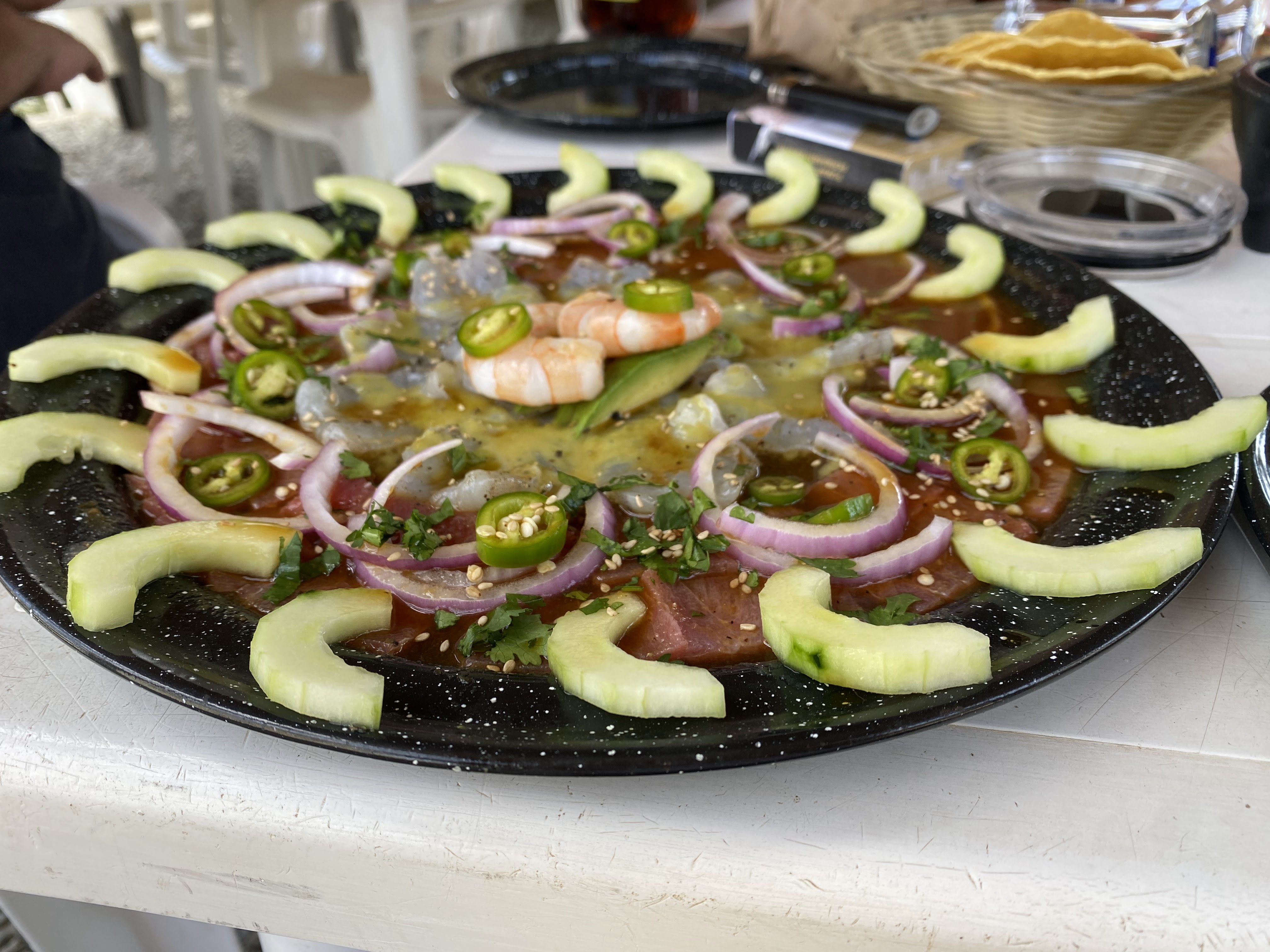 El Mil Amores. Mariscos,Tacos & Friends. image 1