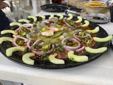El Mil Amores. Mariscos,Tacos & Friends. image 1