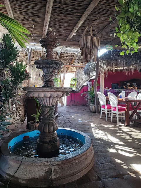Rigos Restaurant Bar image 8