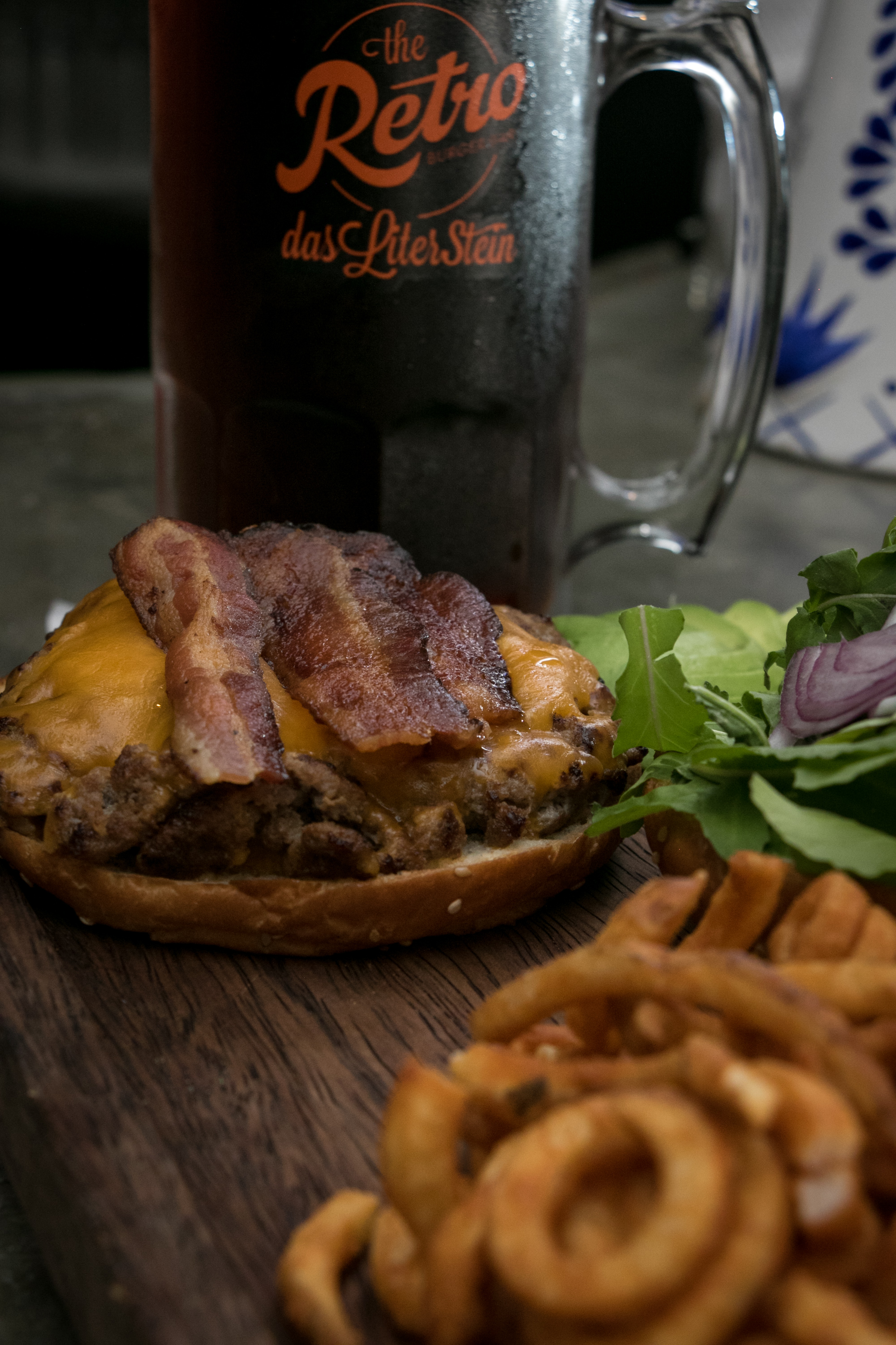 Retro Burger Bar image 2