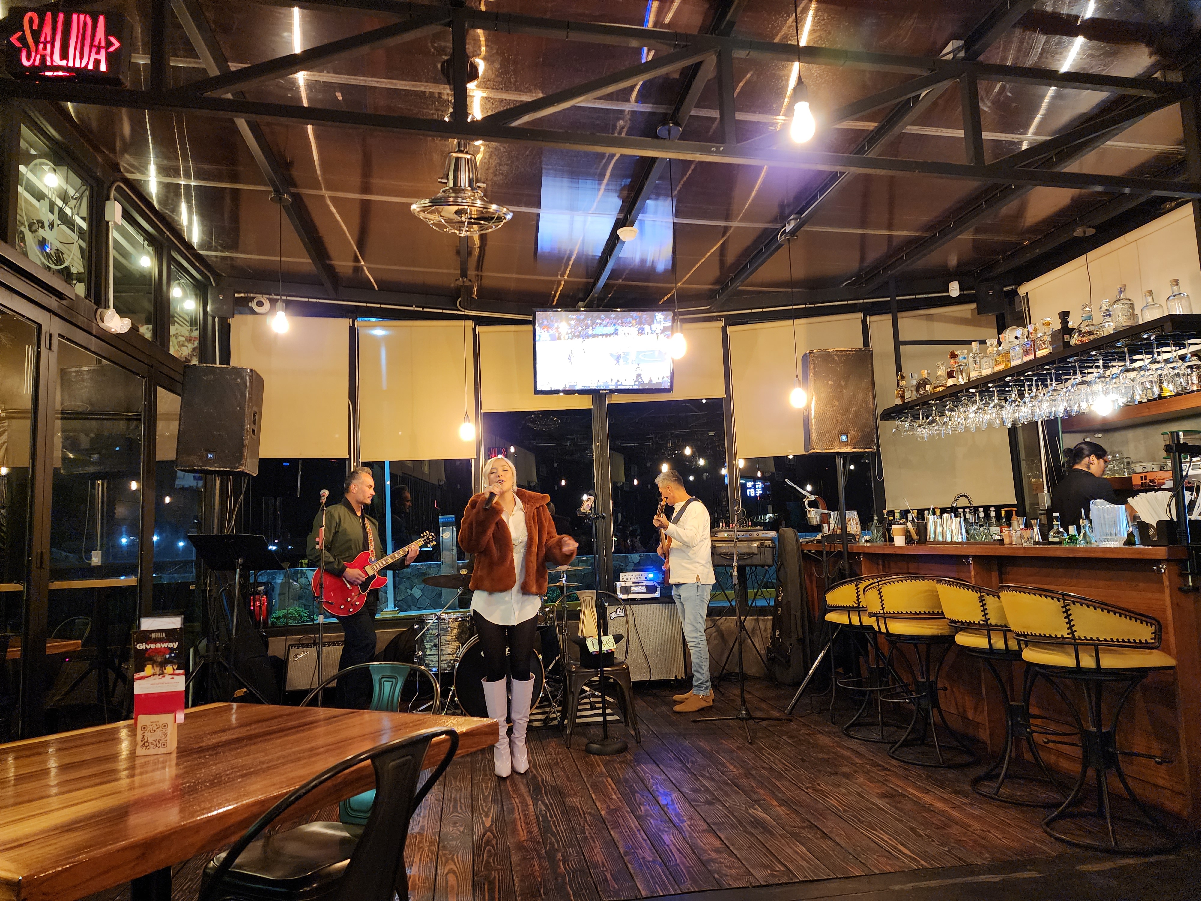 La Botella Bistro image 1