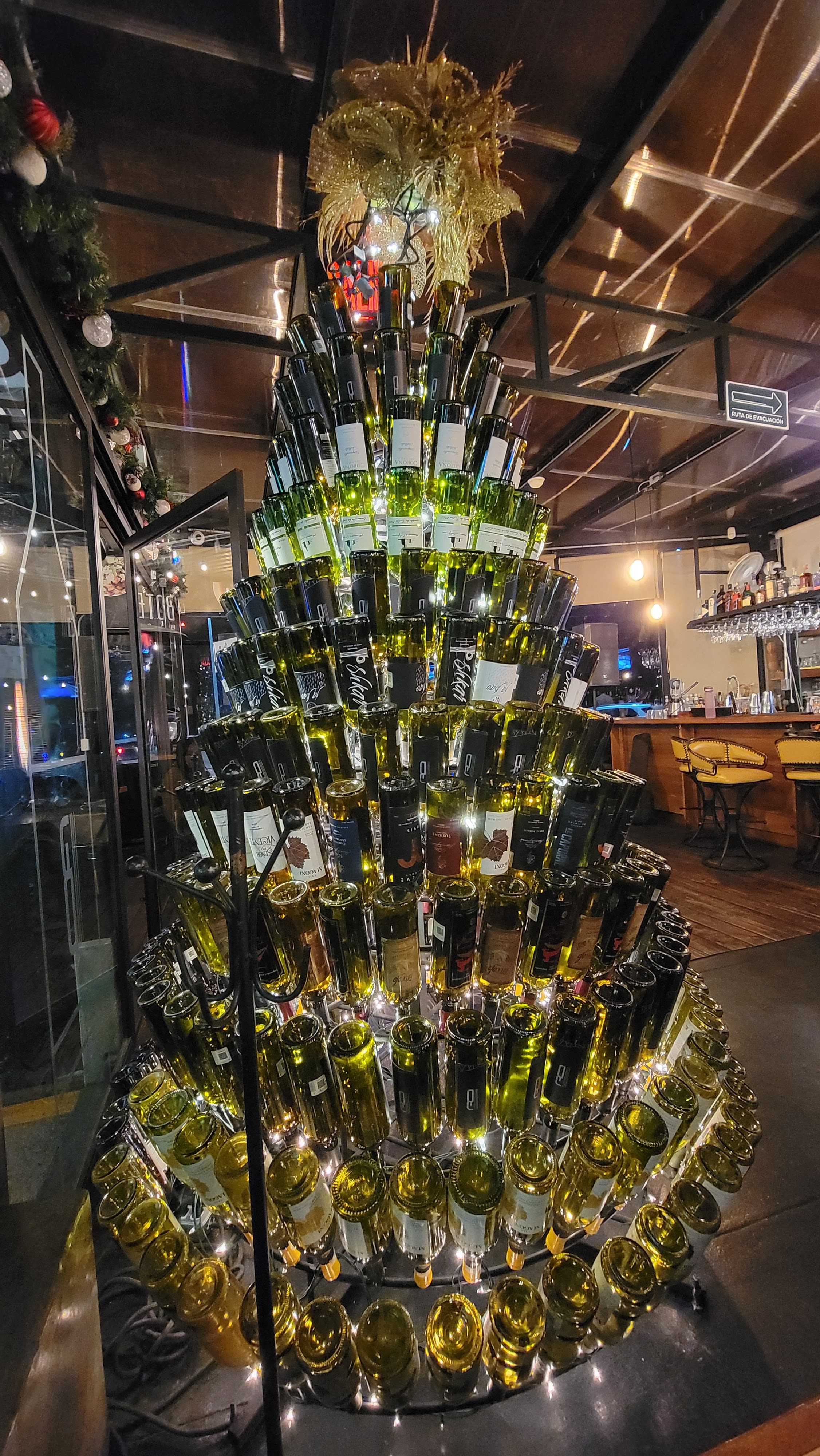 La Botella Bistro image 5