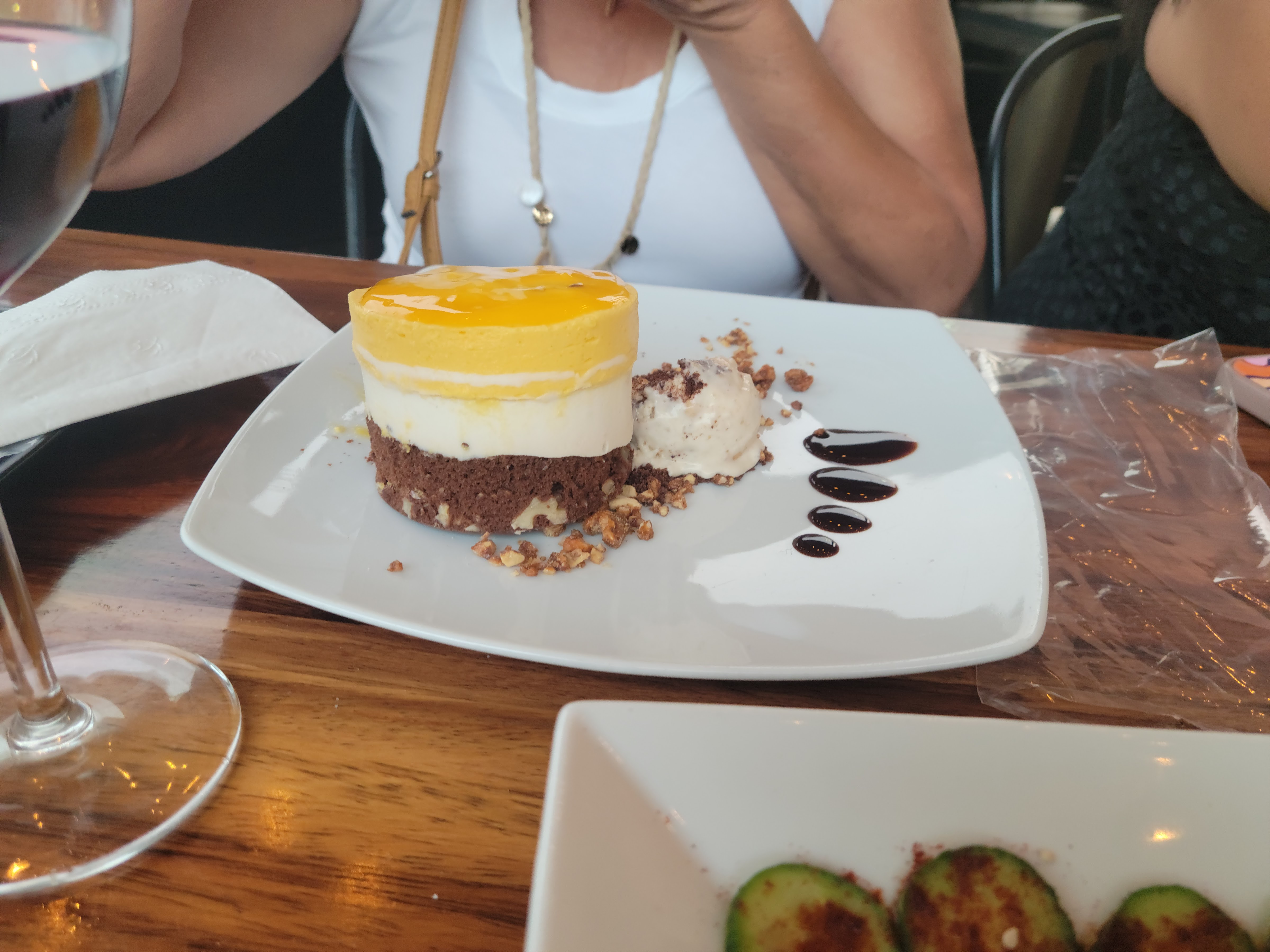 La Botella Bistro image 7