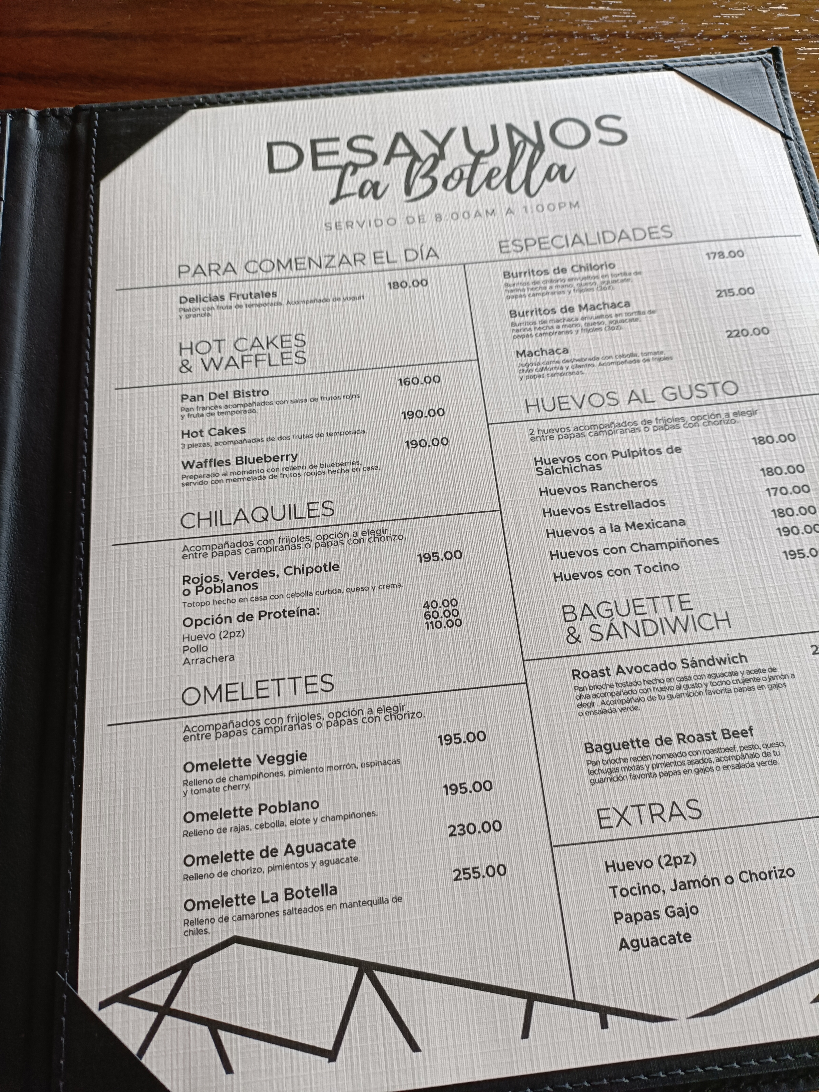 La Botella Bistro image 9