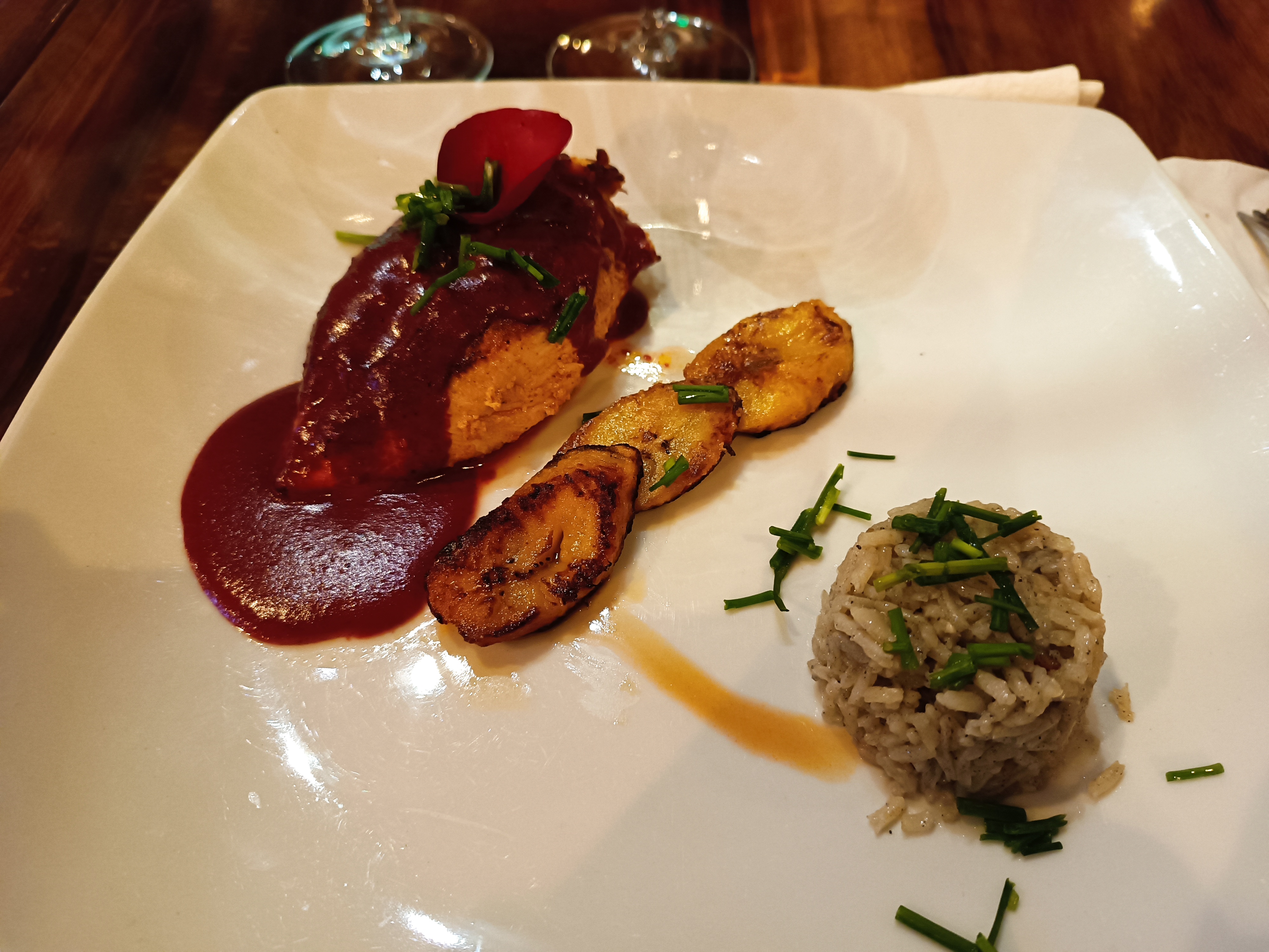 La Botella Bistro image 10