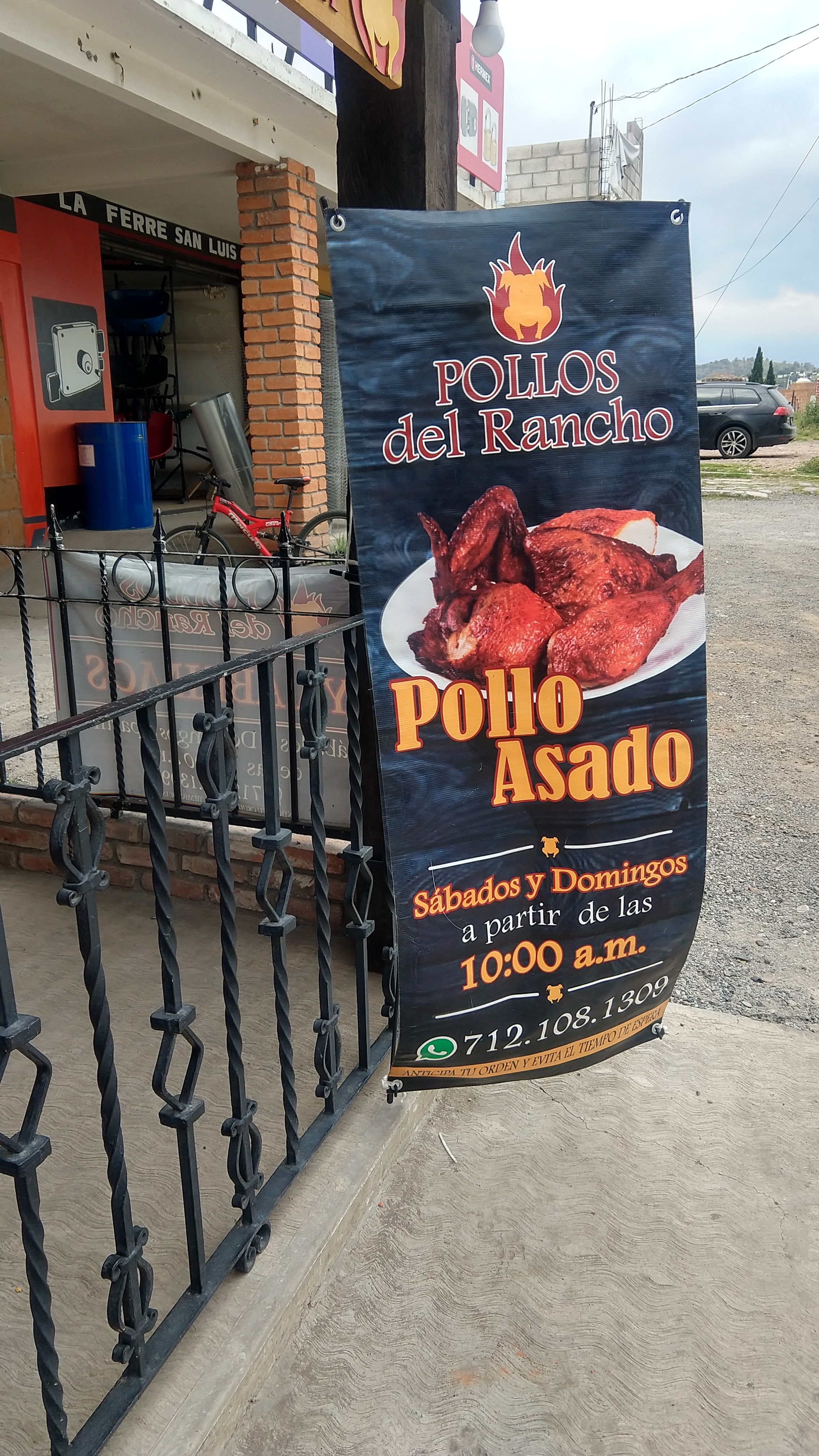 Pollos del Rancho image 2
