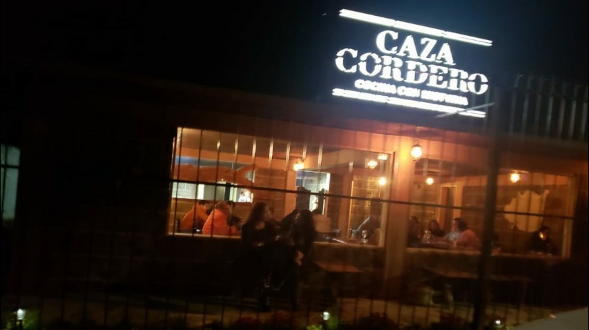 CAZA CORDERO image 3