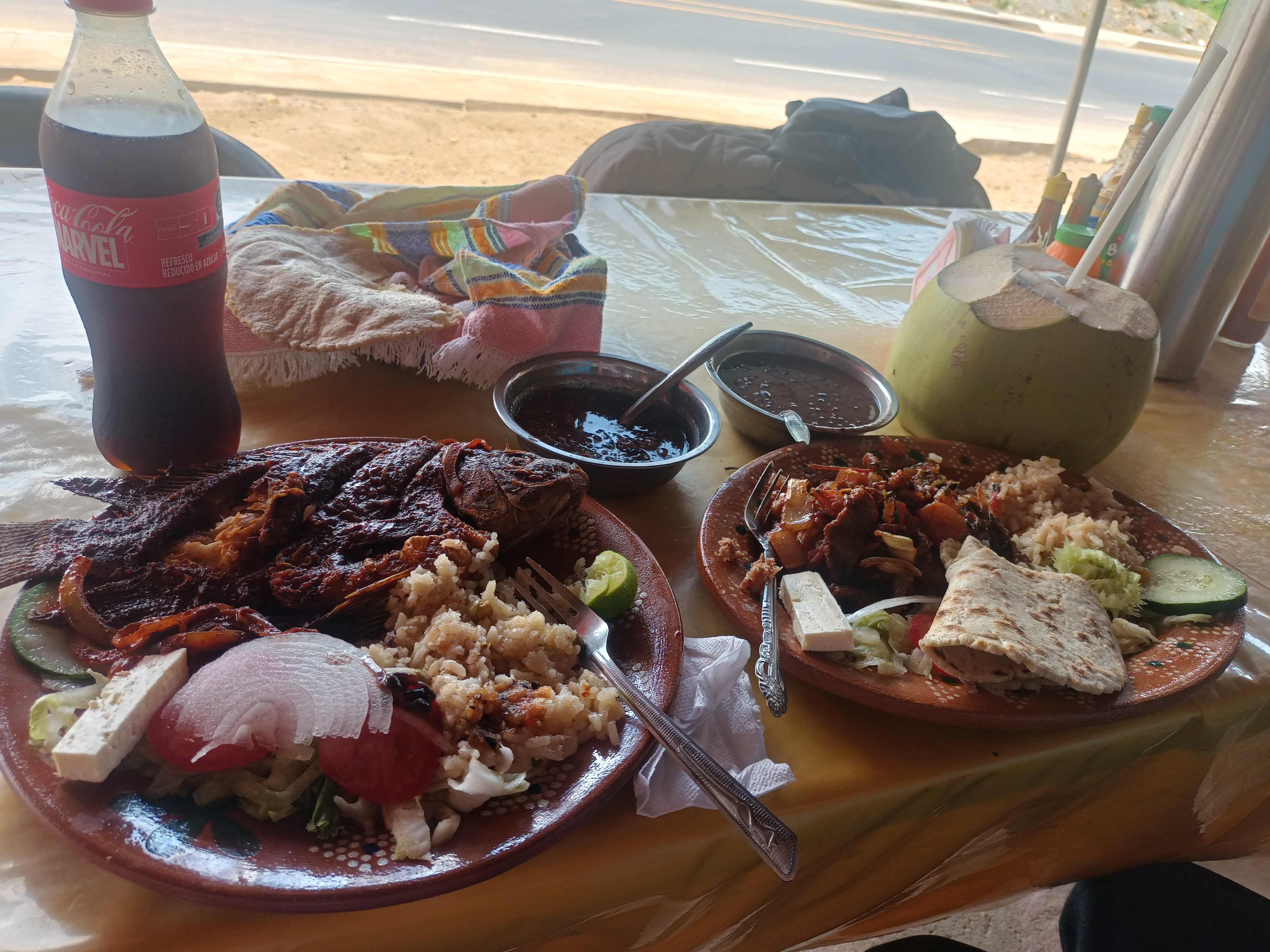 RESTAHURANT Y MARISCOS "EL HABANERO" image 2