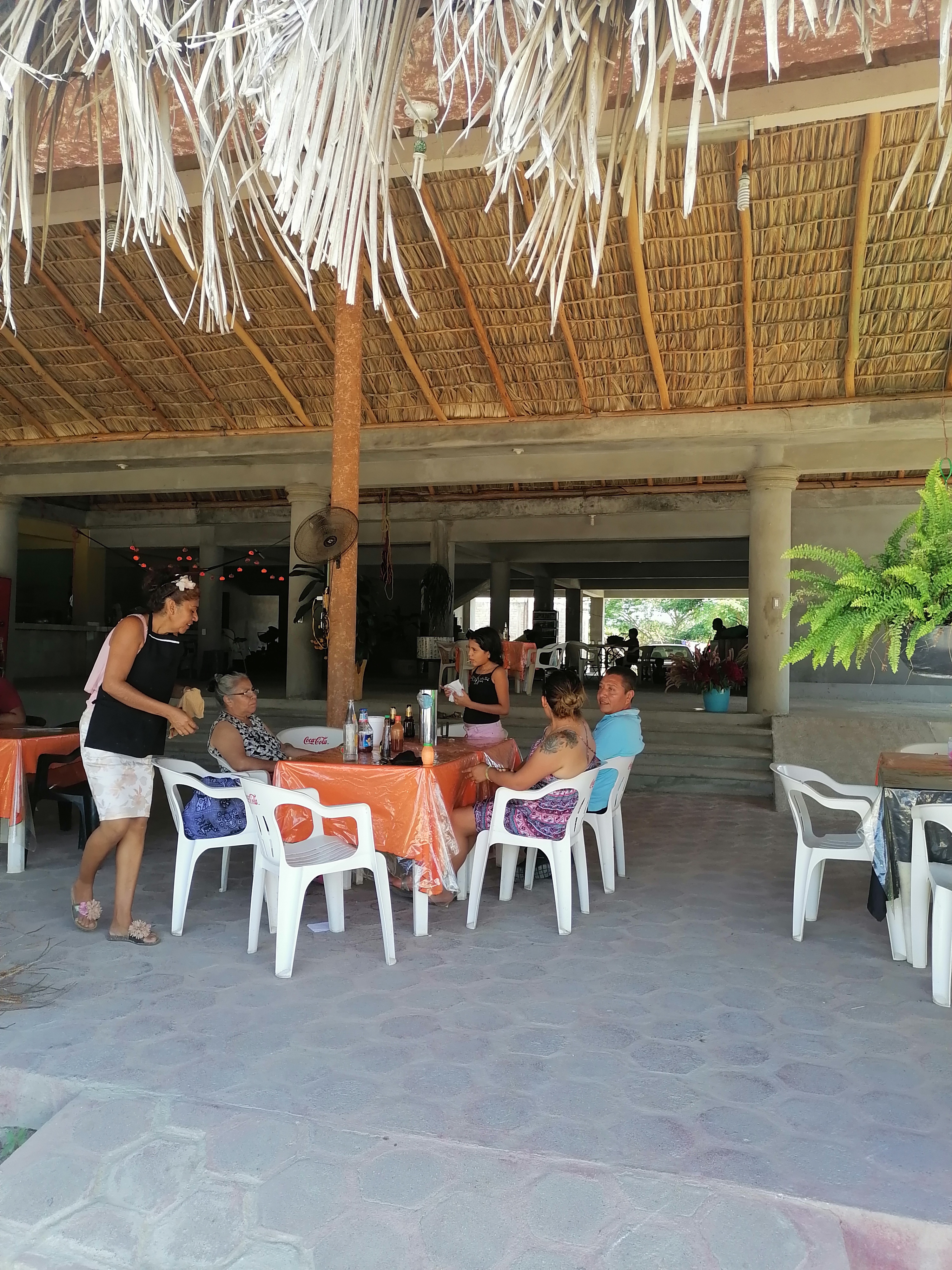 RESTAHURANT Y MARISCOS "EL HABANERO" image 6