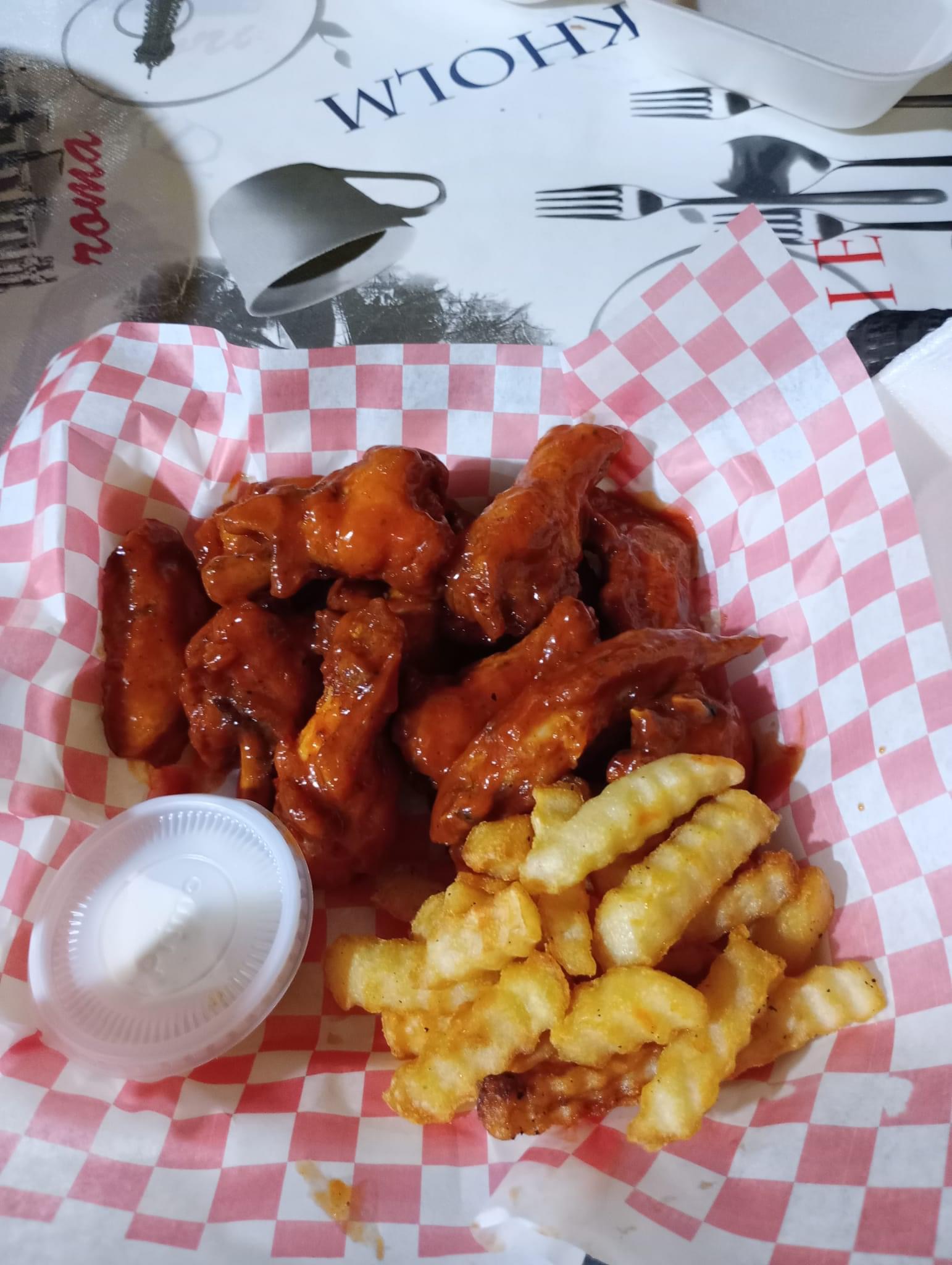 Reyes burger image 1