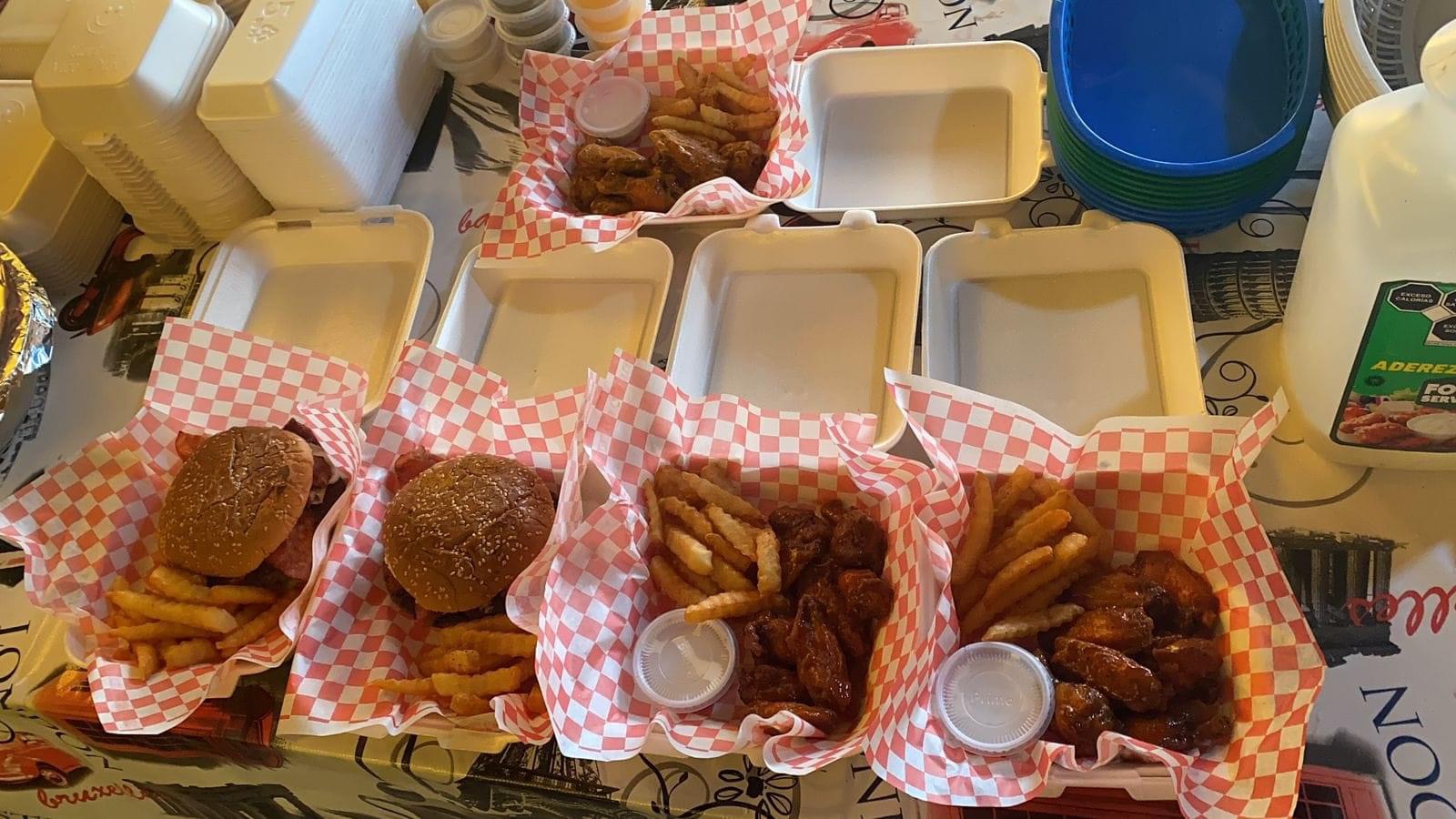 Reyes burger image 2