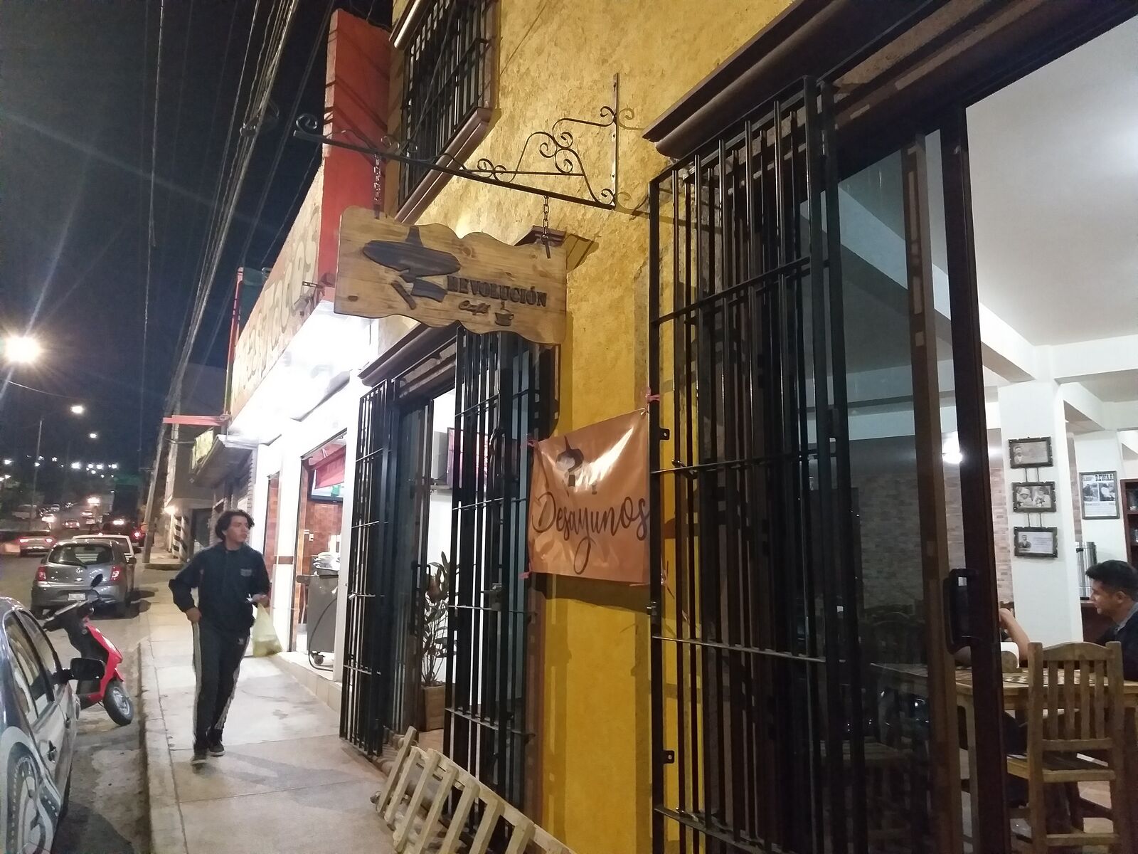 Revolución Café image 1
