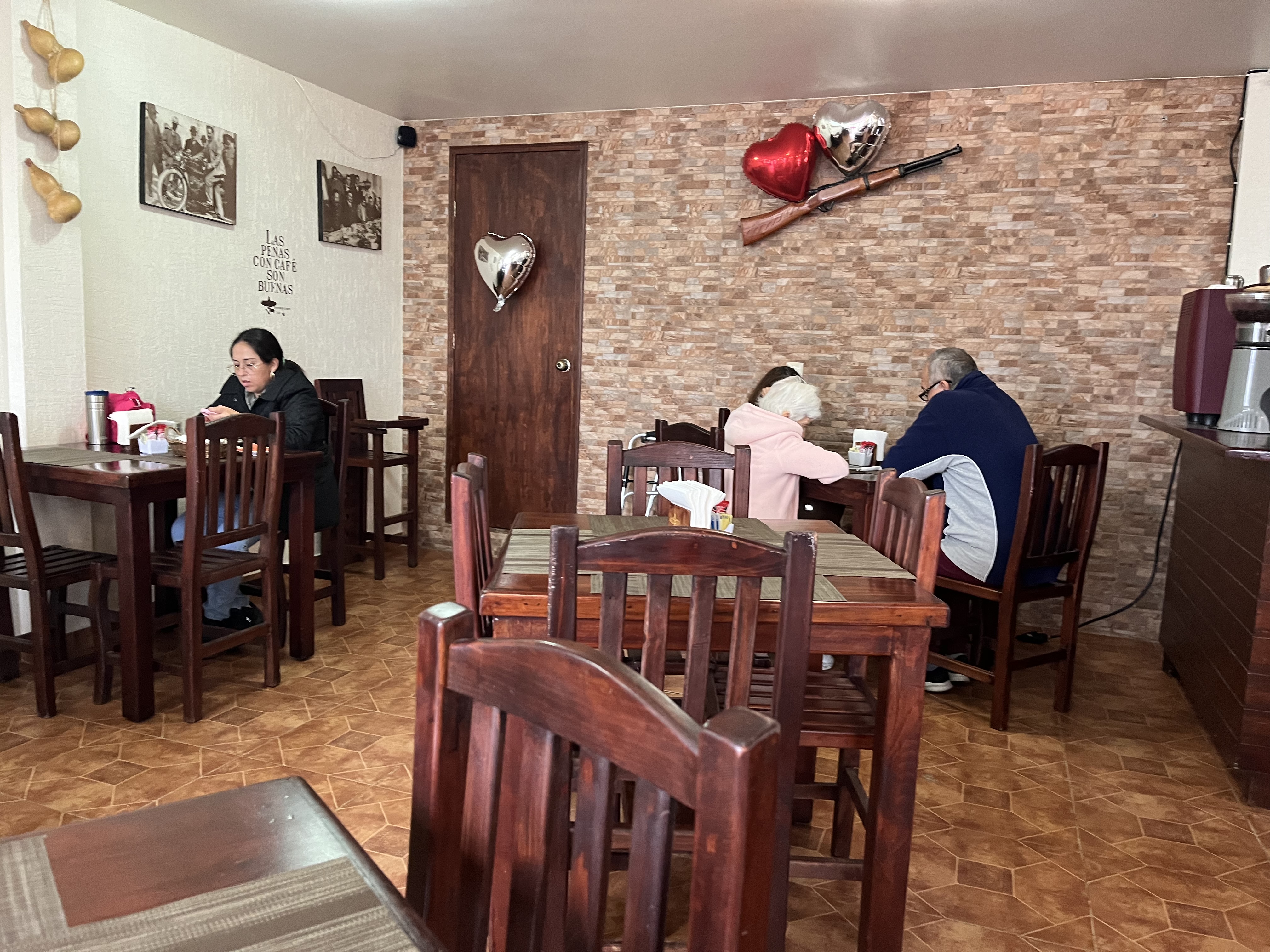 Revolución Café image 5