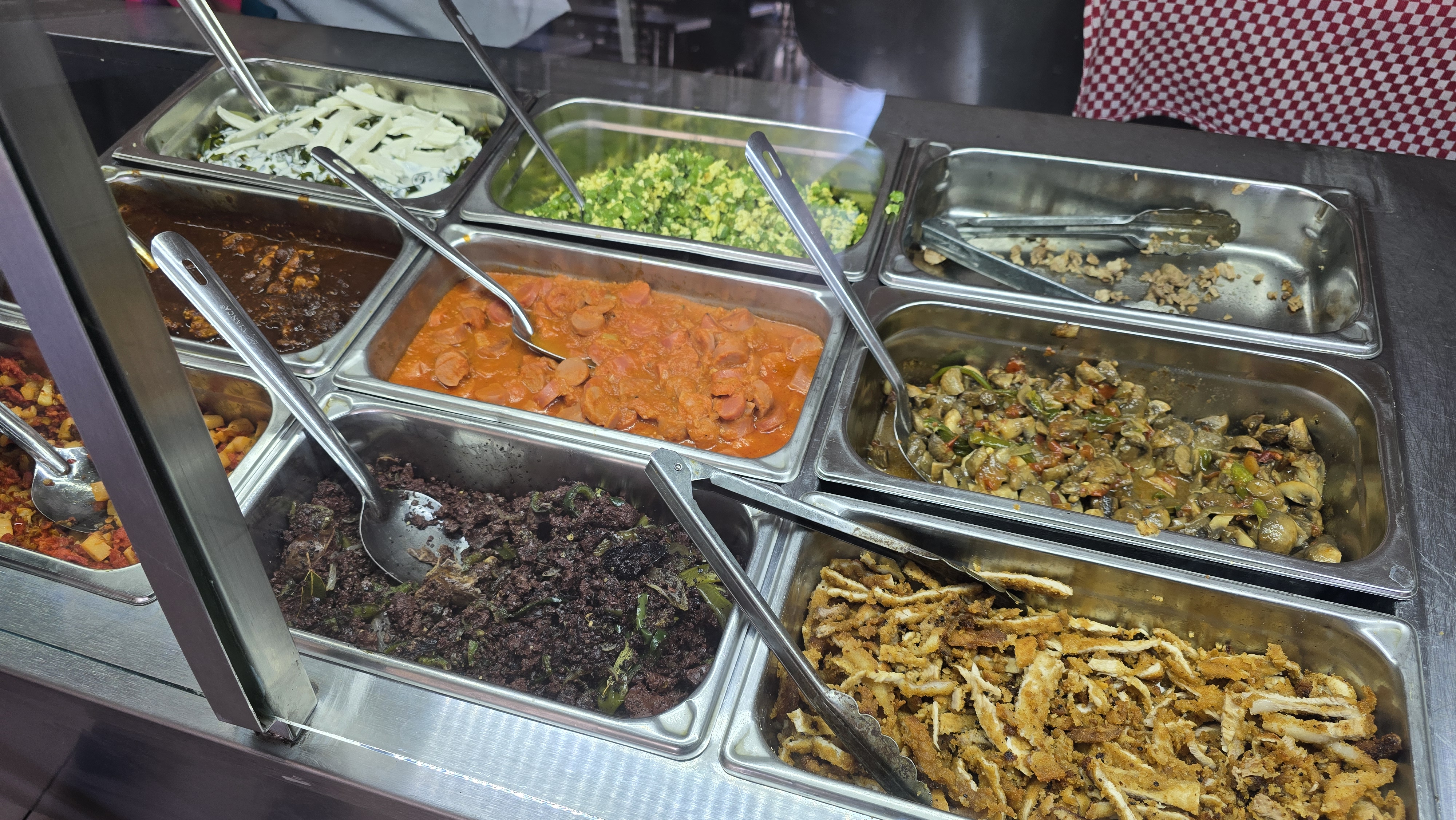 Tacos La Tradicion image 2