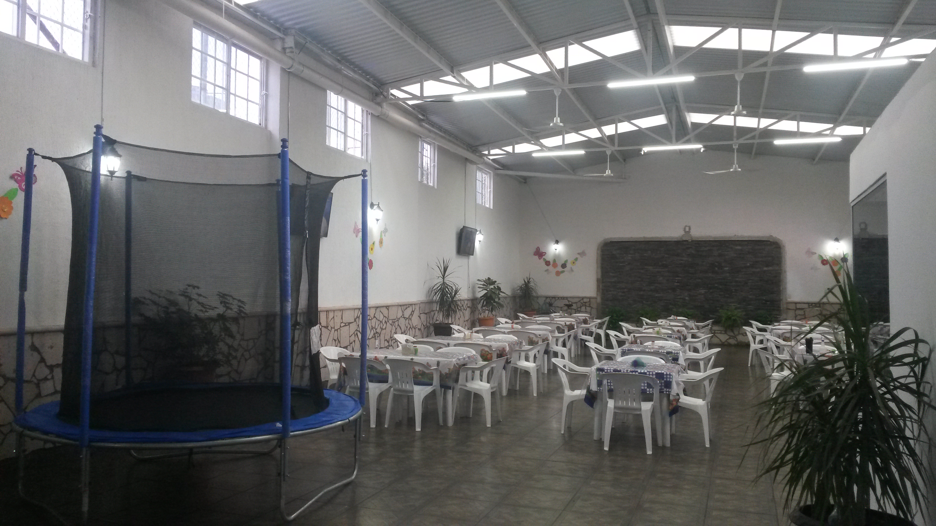 Cenaduria "La Cascada" image 4