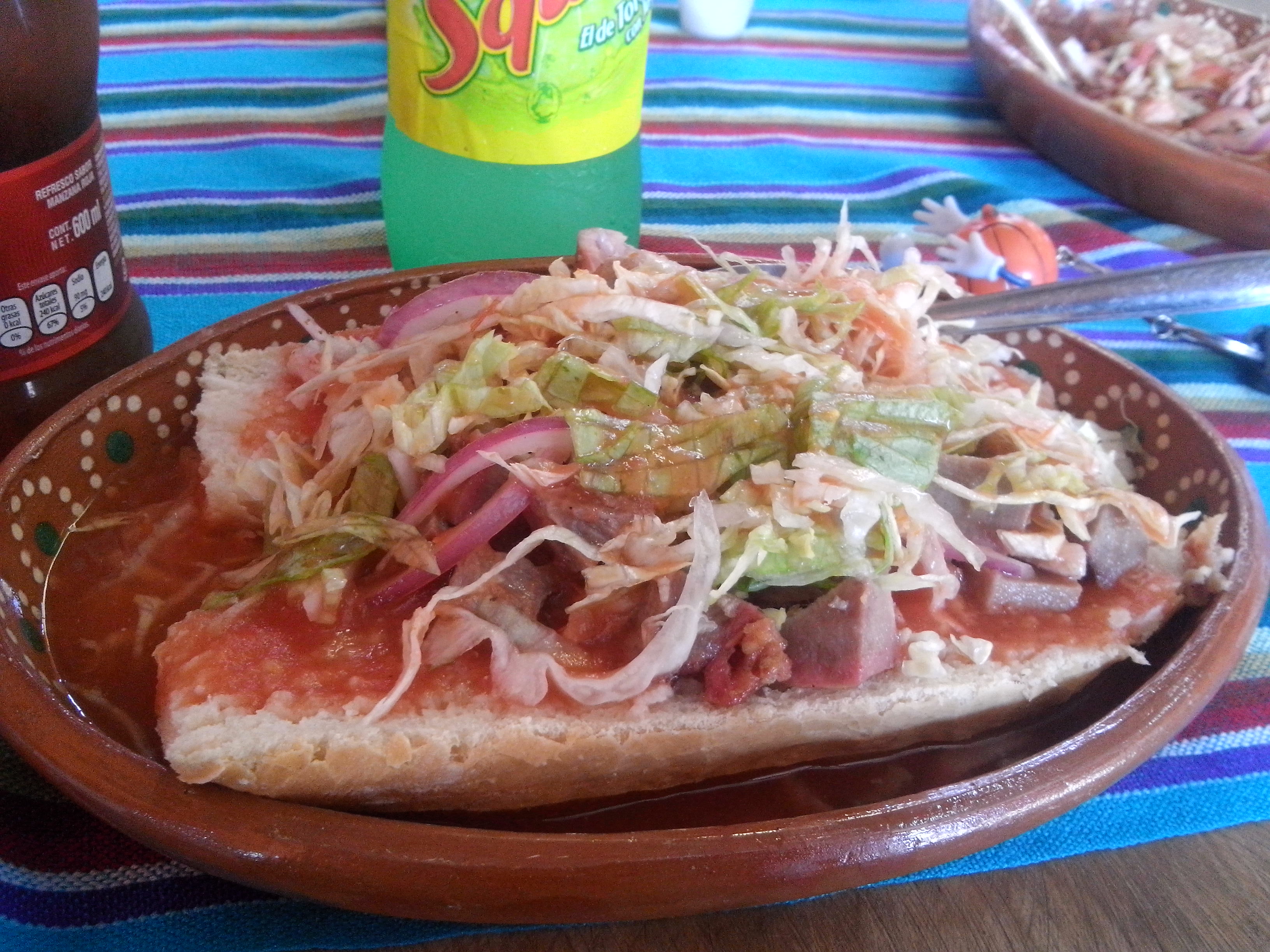 depósito de Cerveza y Tortas Ahogadas Yoni image 2