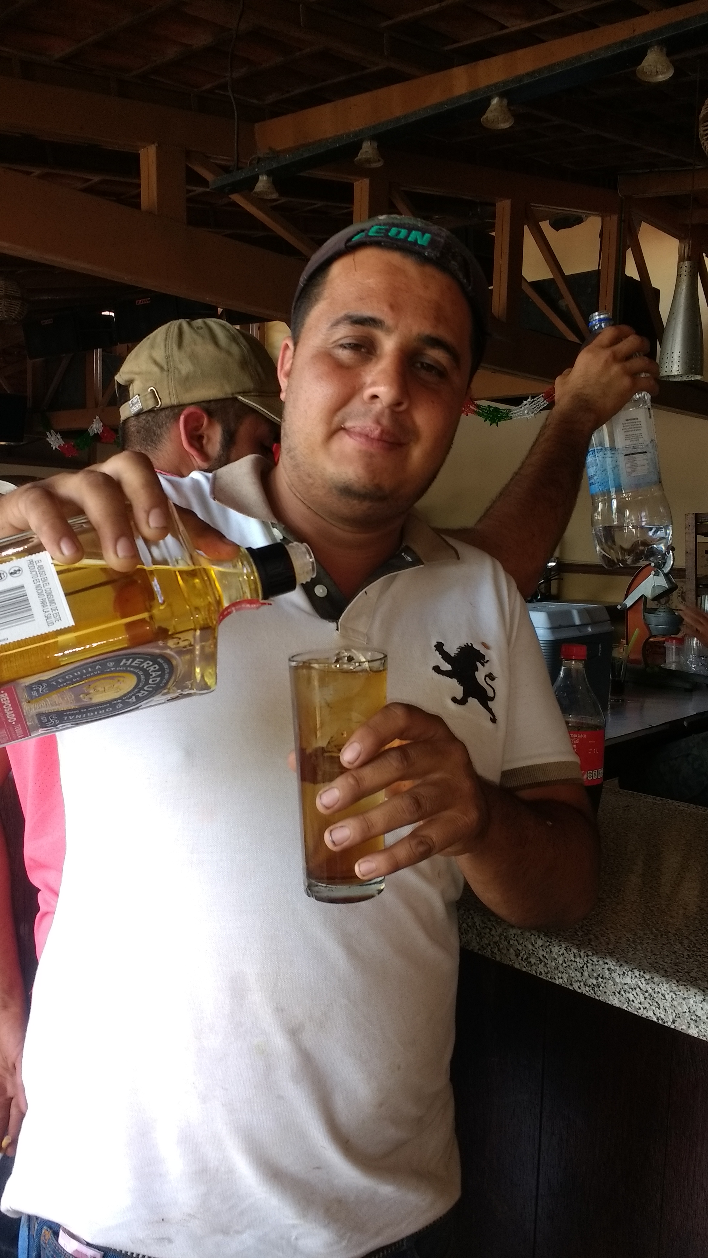 depósito de Cerveza y Tortas Ahogadas Yoni image 6