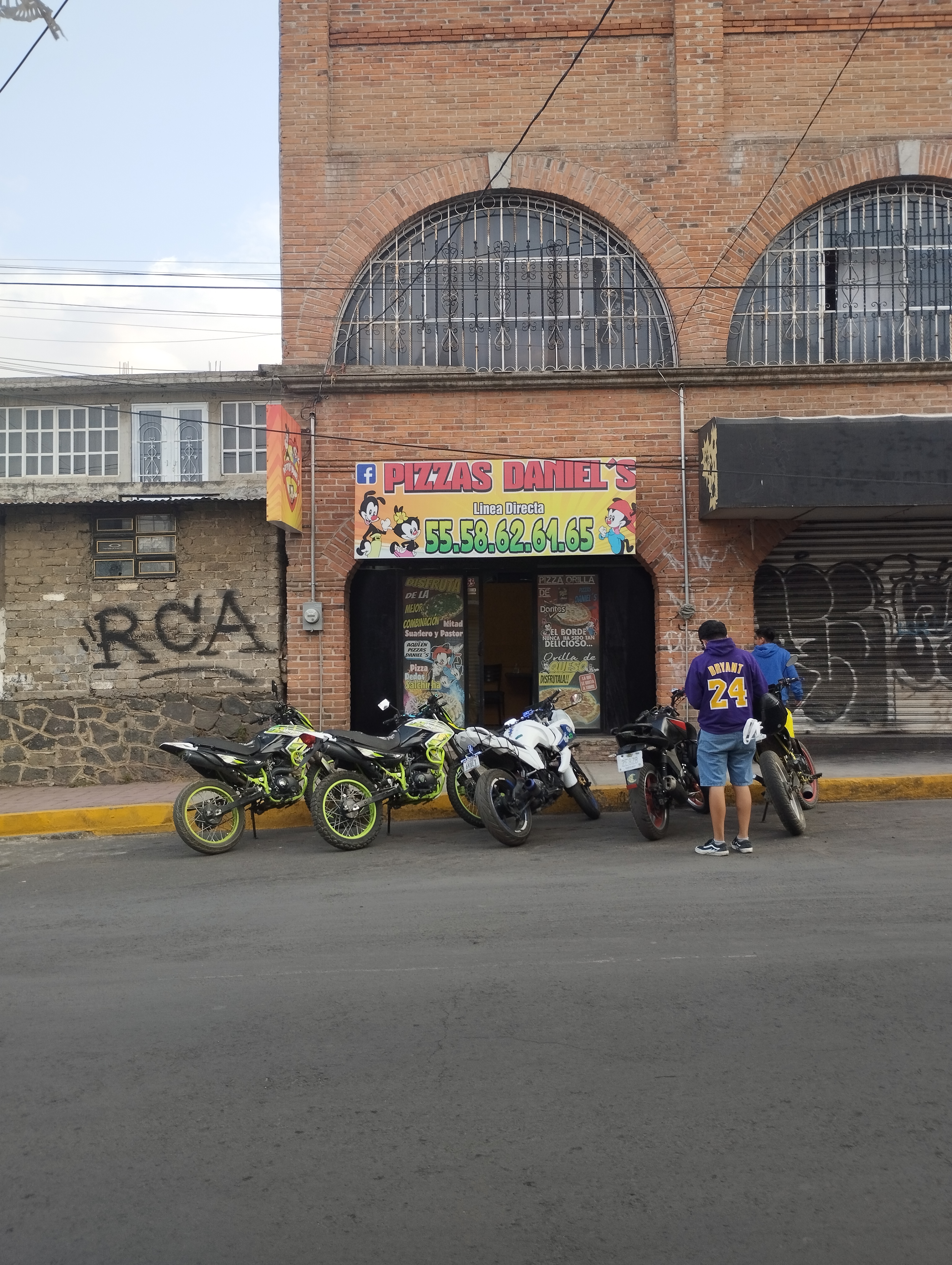 Pizzas Daniel's image 5