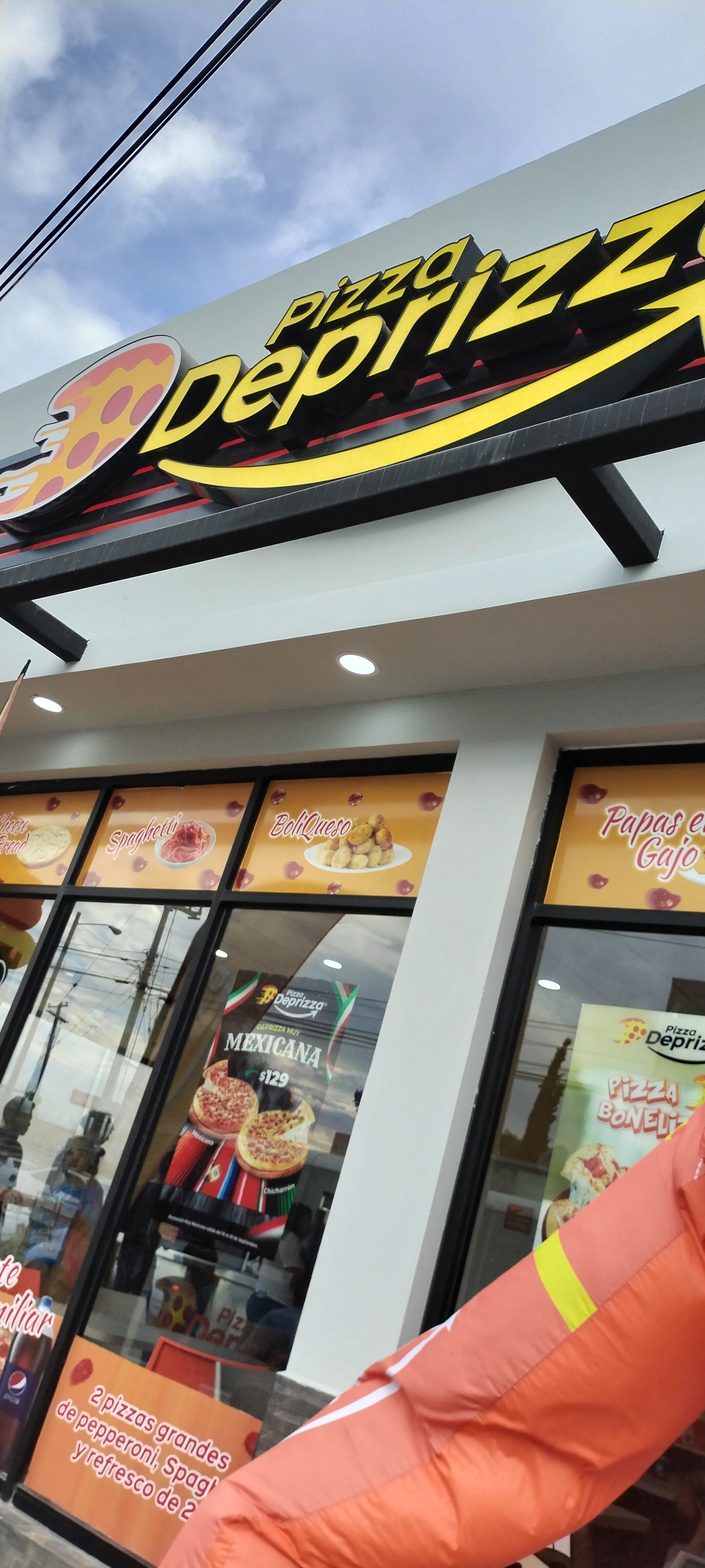 Pizza Deprizza Delicias image 4